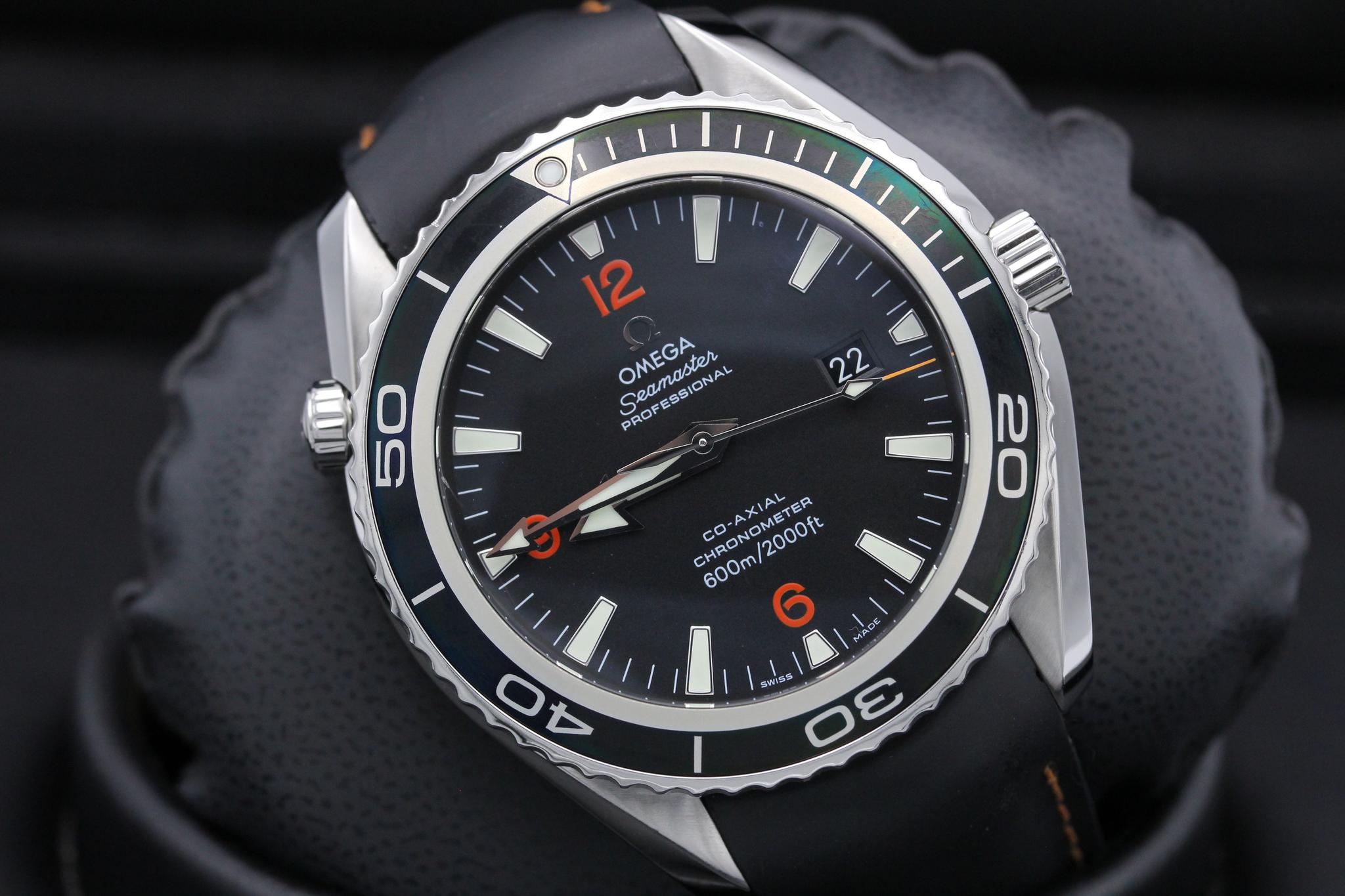 Watch Image 9