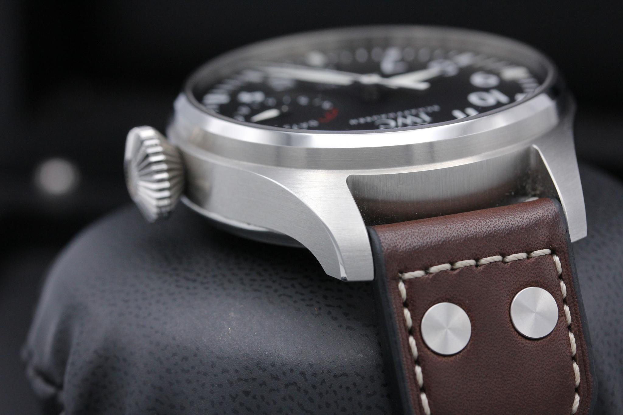 Watch Image 4