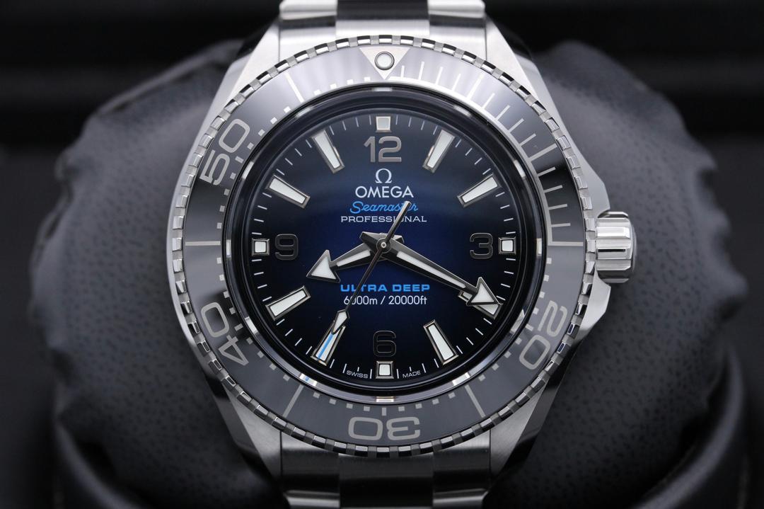 Omega  Seamaster PLANET OCEAN 6000M Ultra Deep 215.30.46.21.03.001