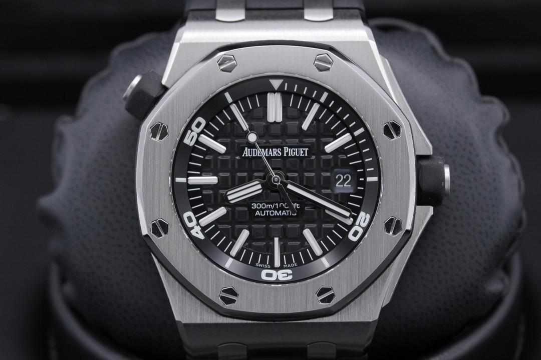 Audemars Piguet Royal Oak Offshore Diver 15703ST.00.A002CA.01