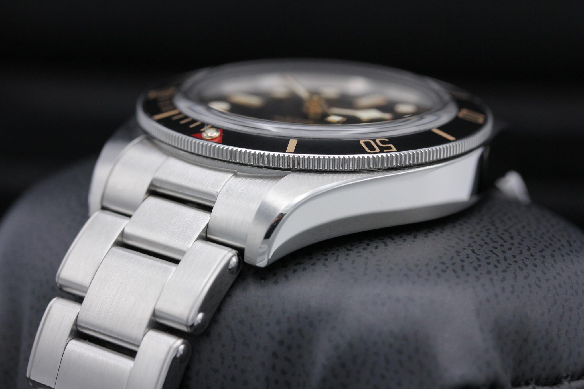 Watch Image 5