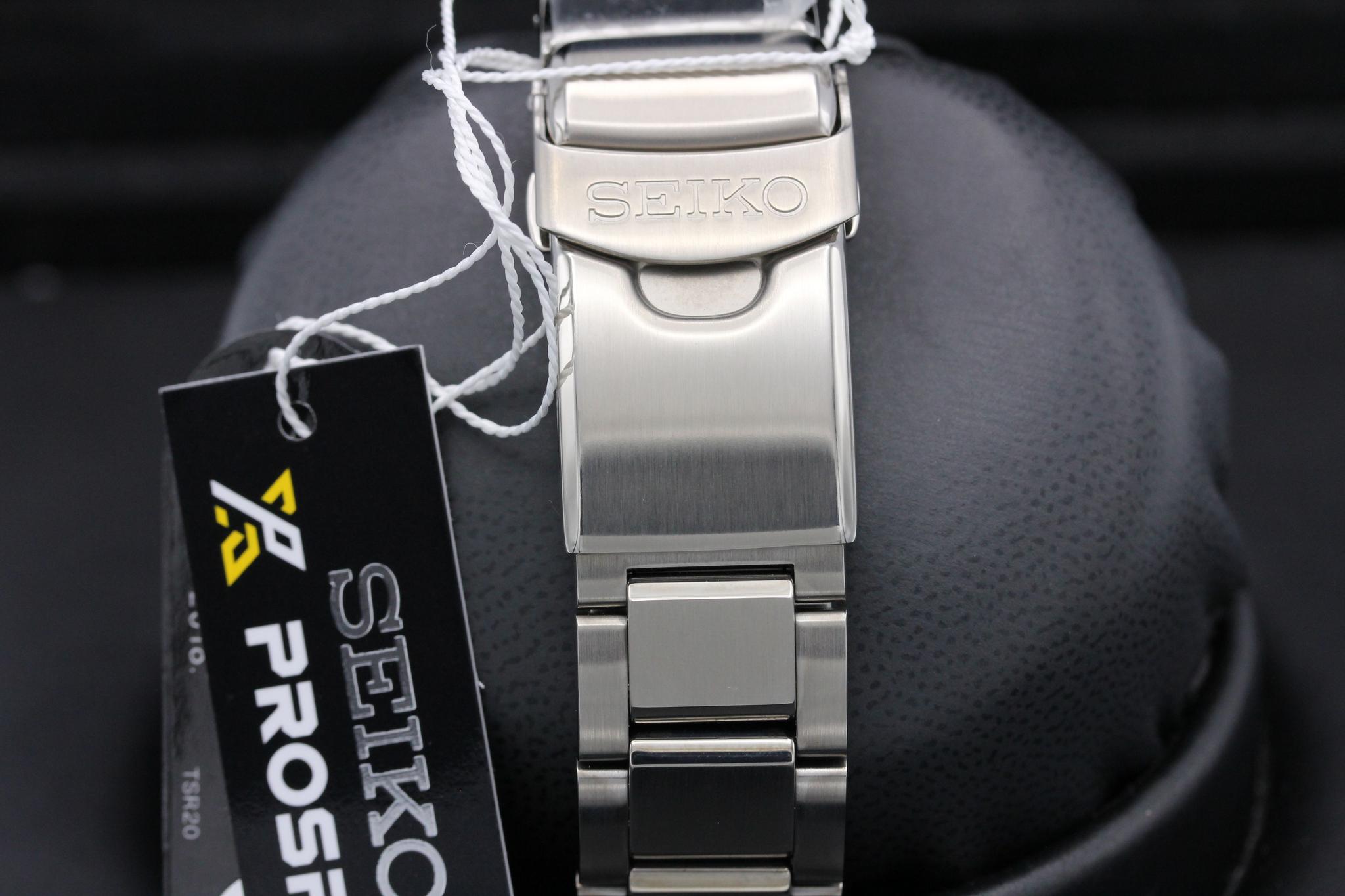 Watch Image 8
