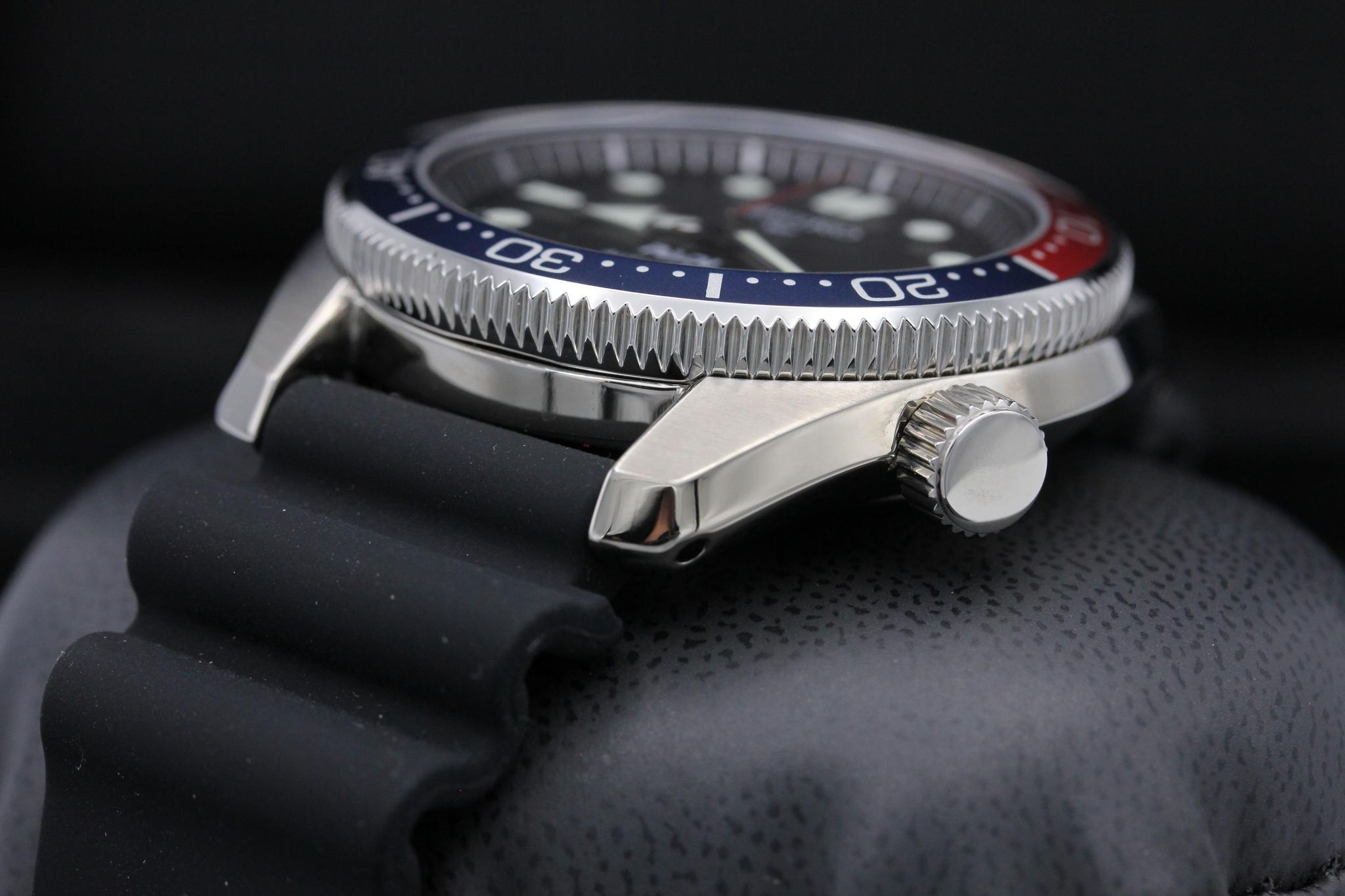 Watch Image 2
