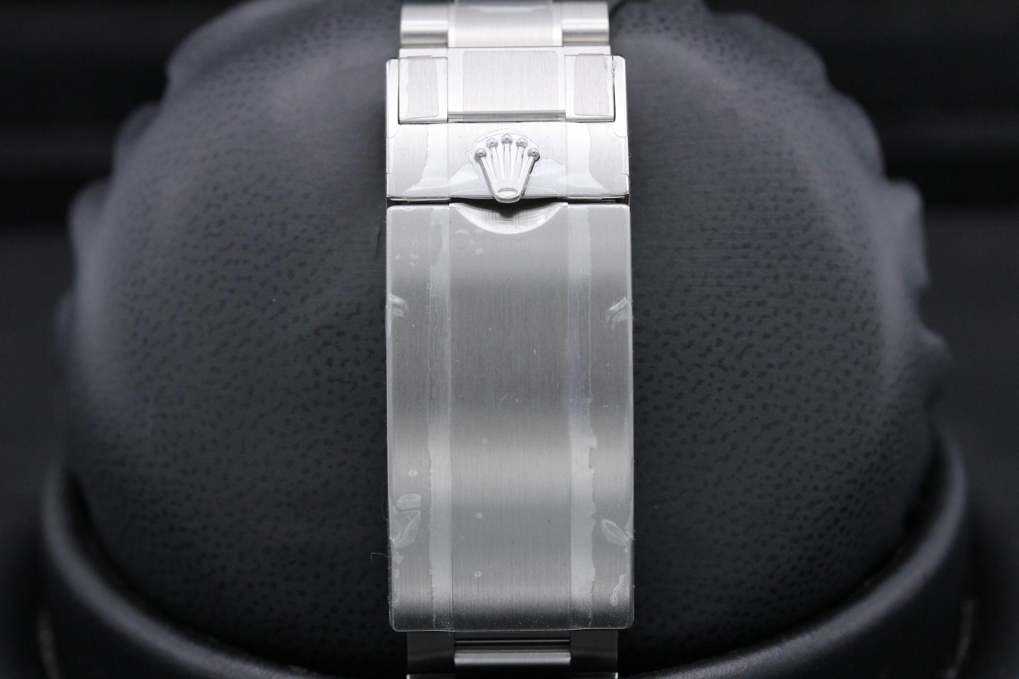 Watch Image 8