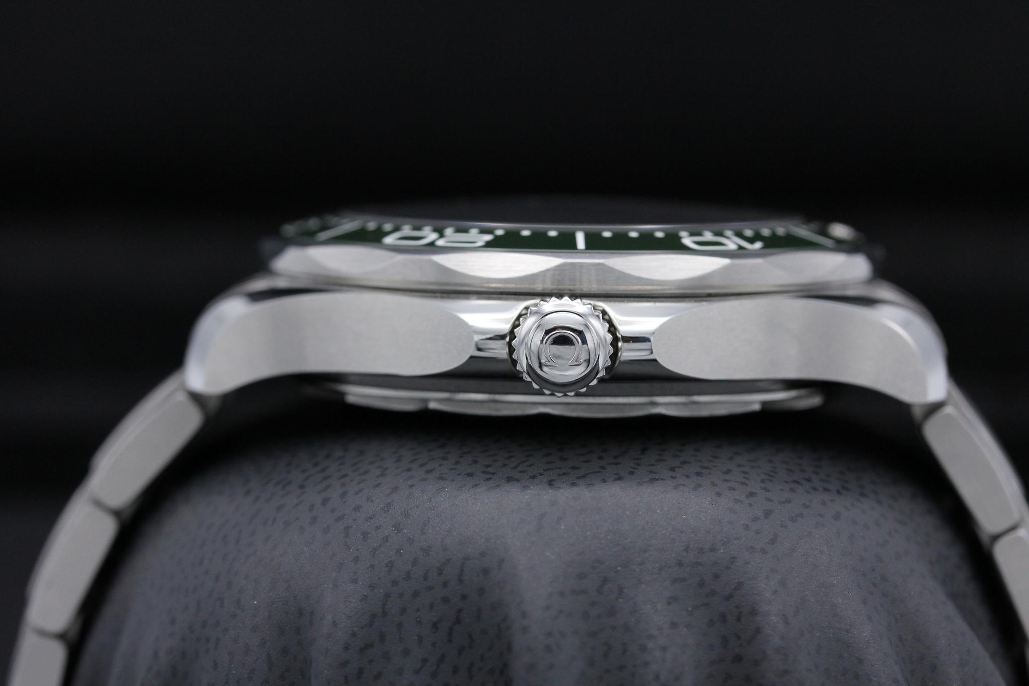 Watch Image 3