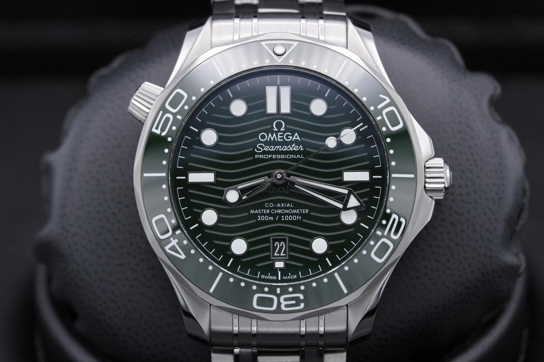 Omega Seamaster Professional 300M 210.30.42.20.01.001