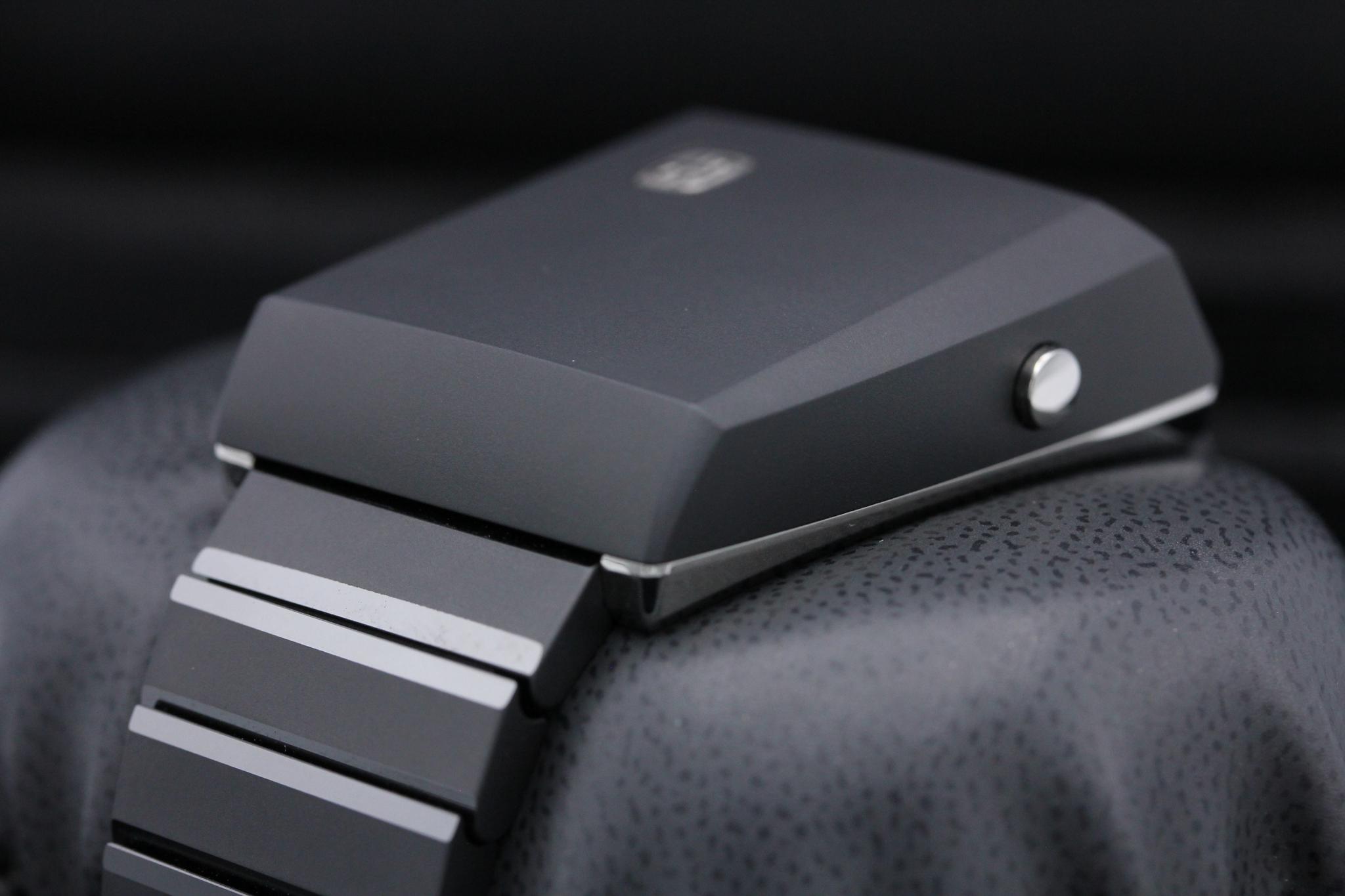 Watch Image 6