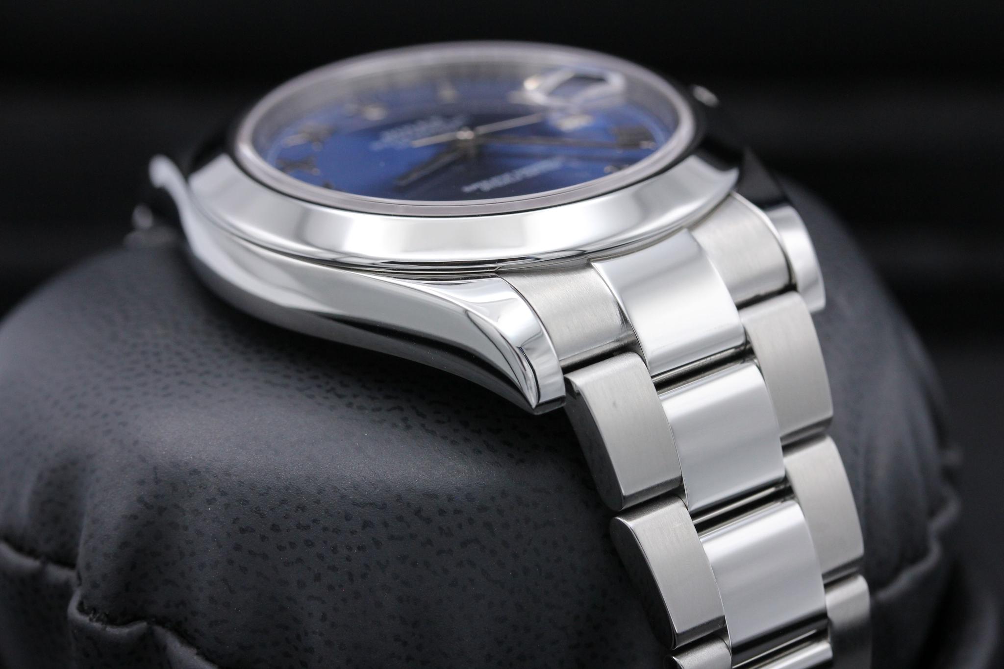 Watch Image 6