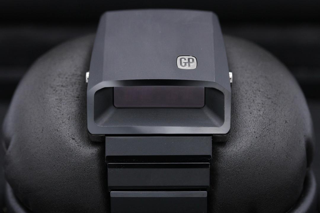 Girard Perregaux Casquette 2.0 39800-32-001-32A