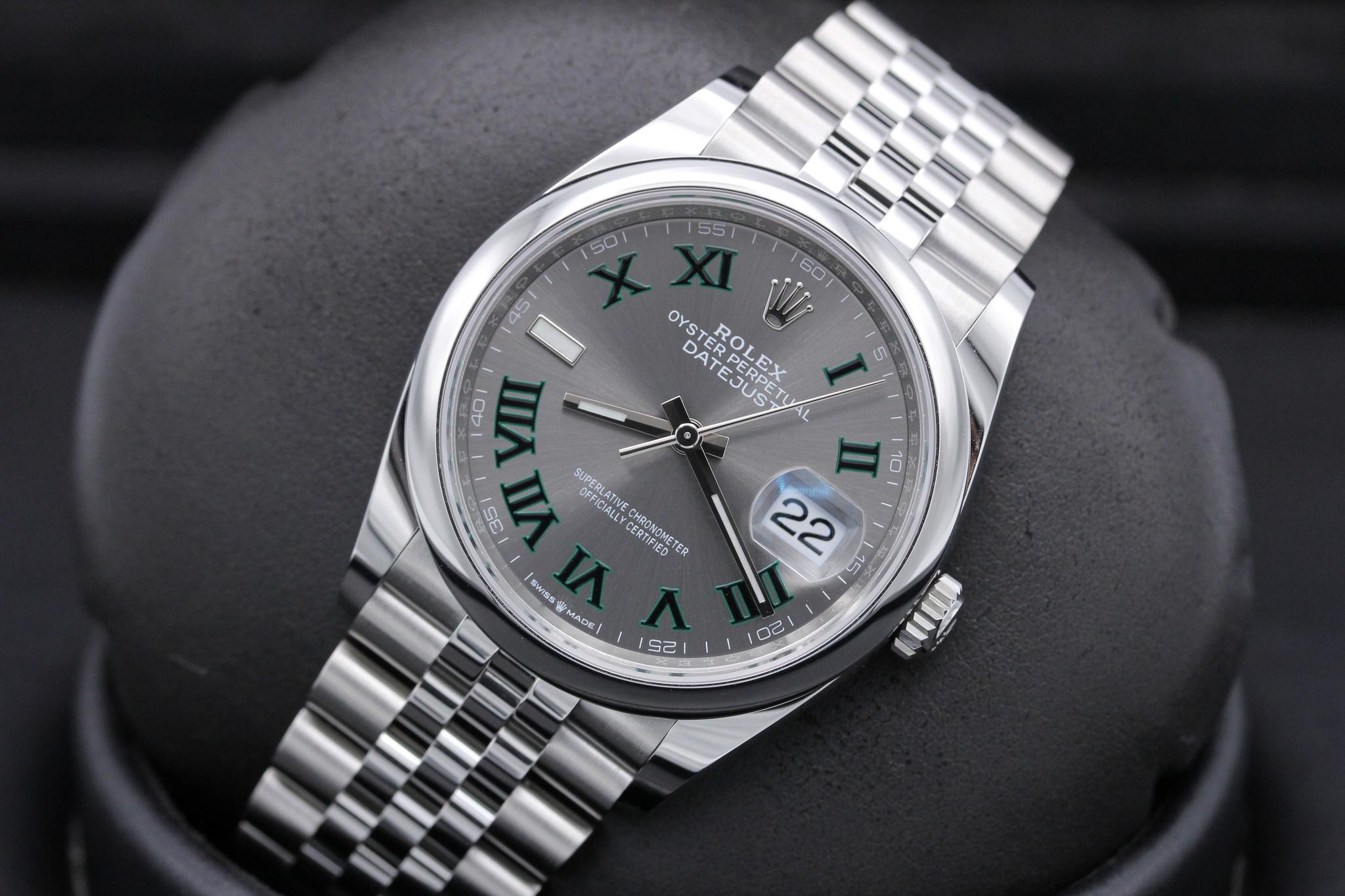 Watch Image 10
