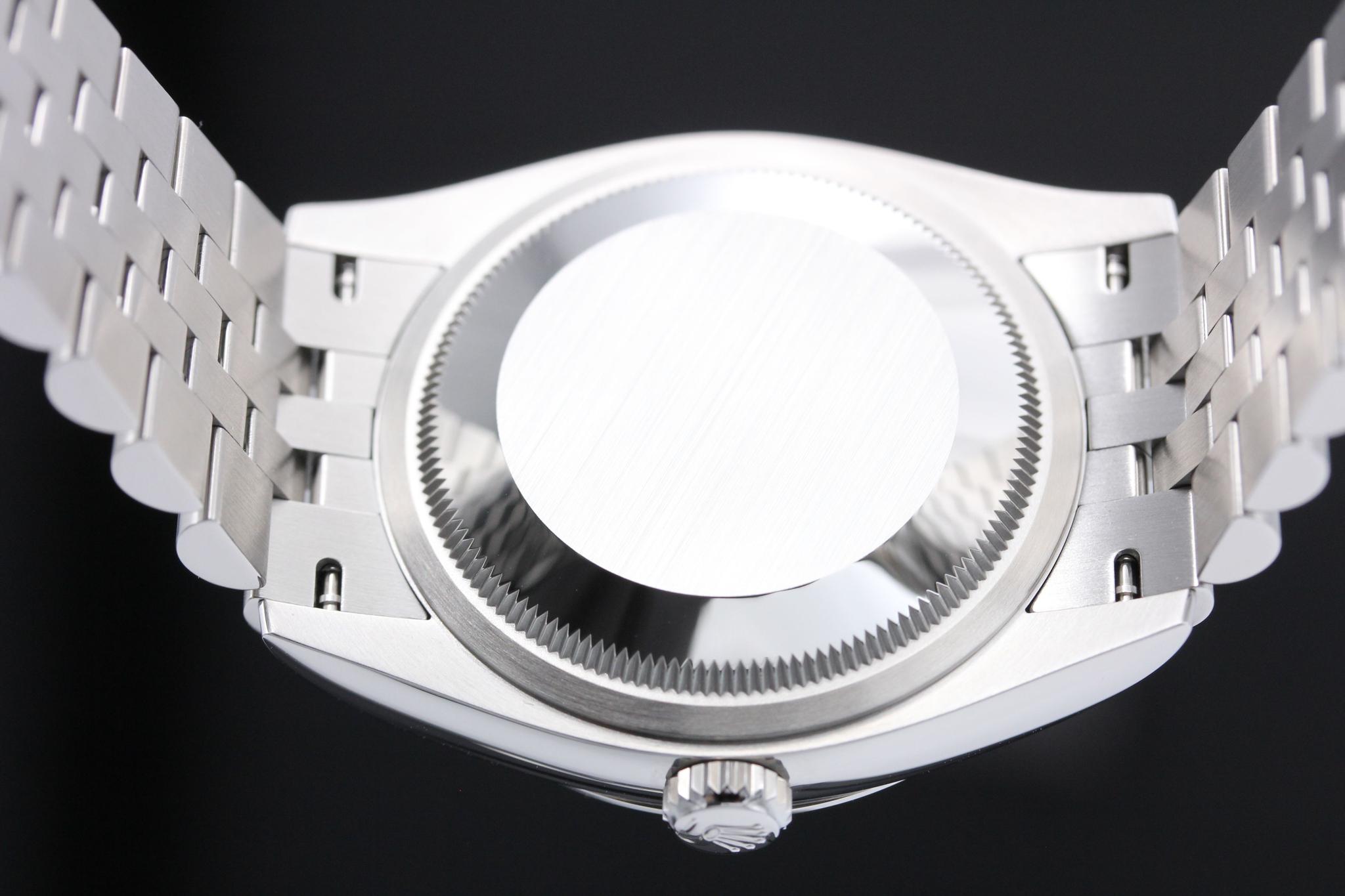 Watch Image 7