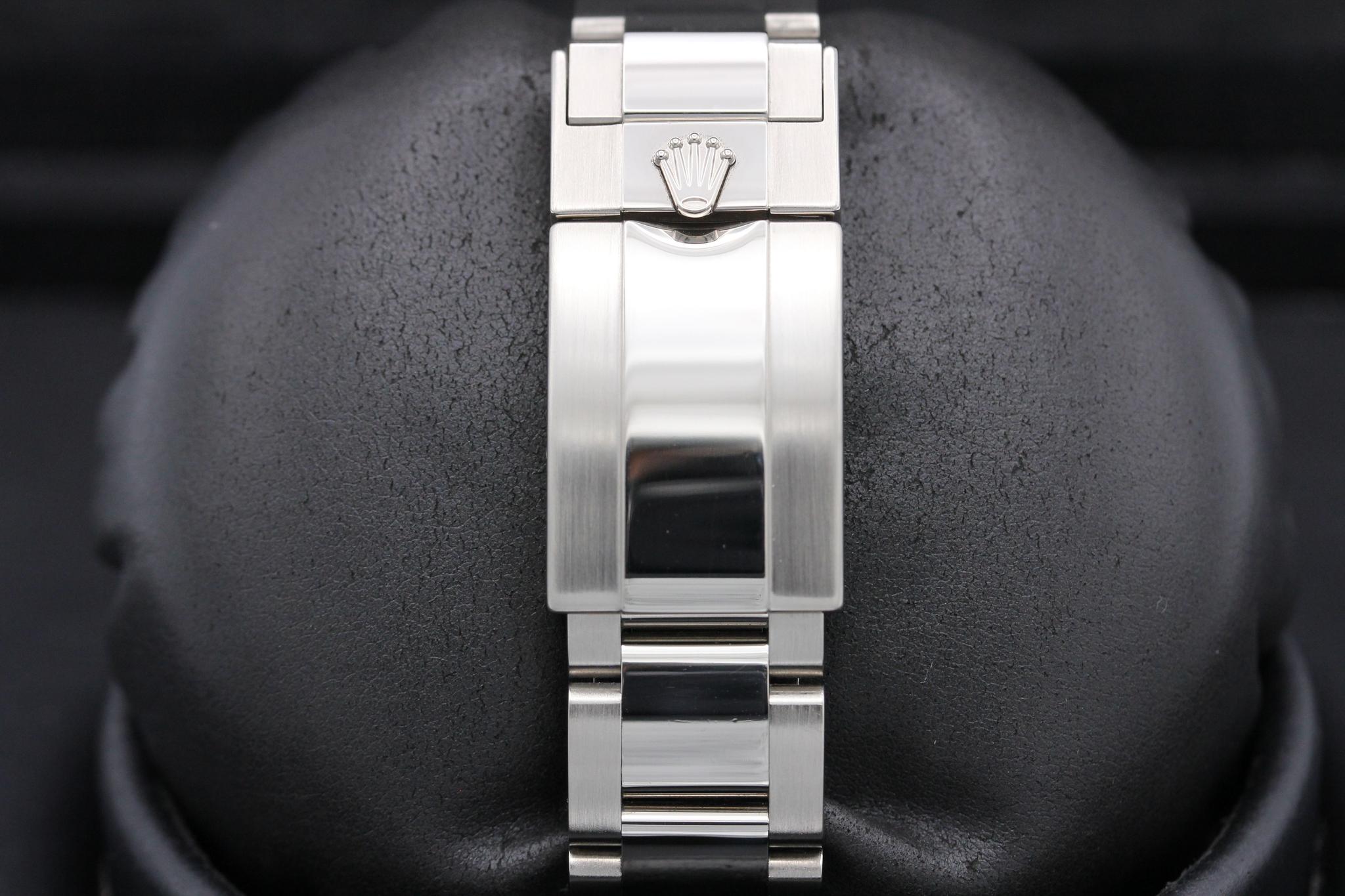 Watch Image 8