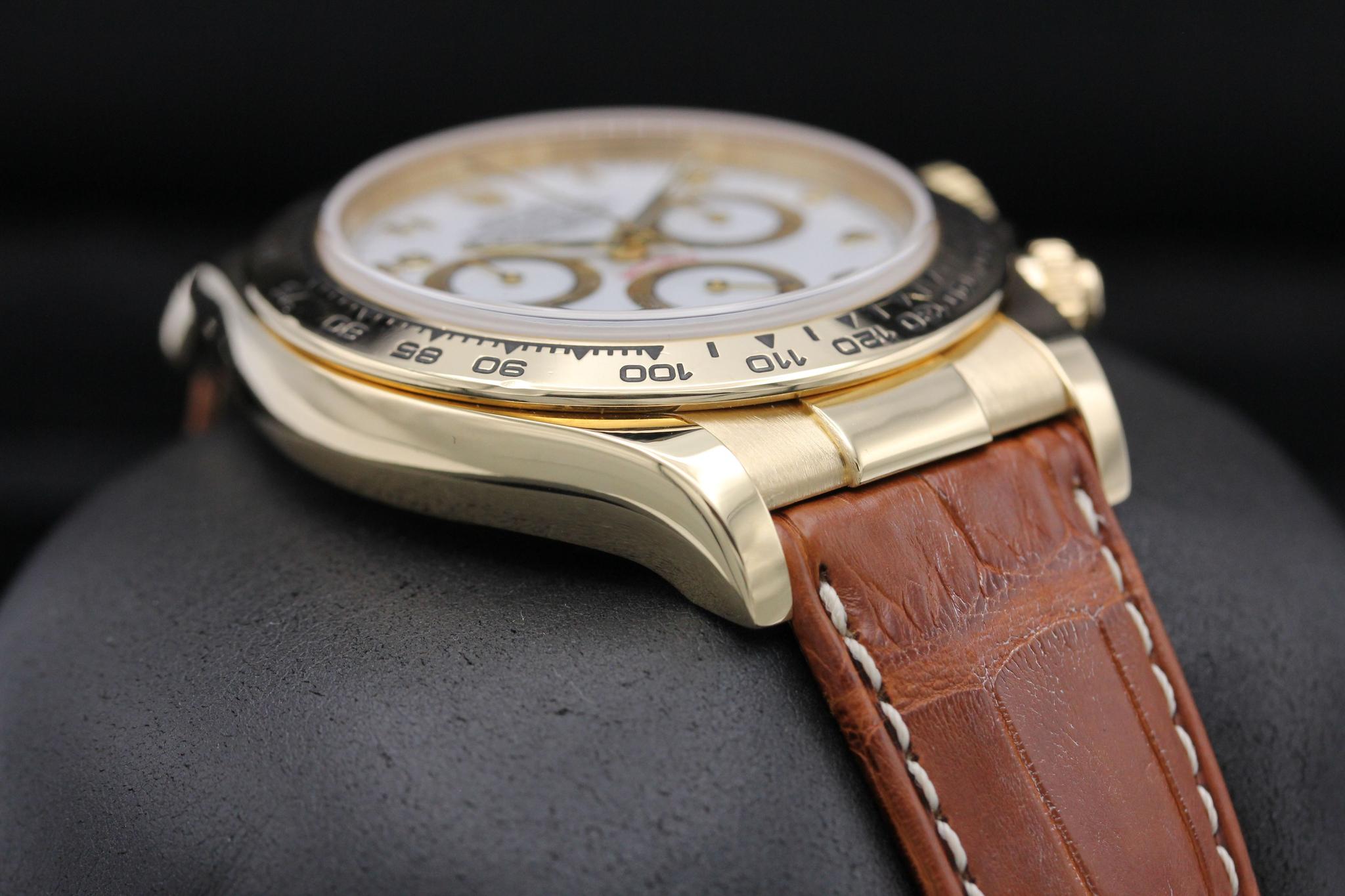 Watch Image 6