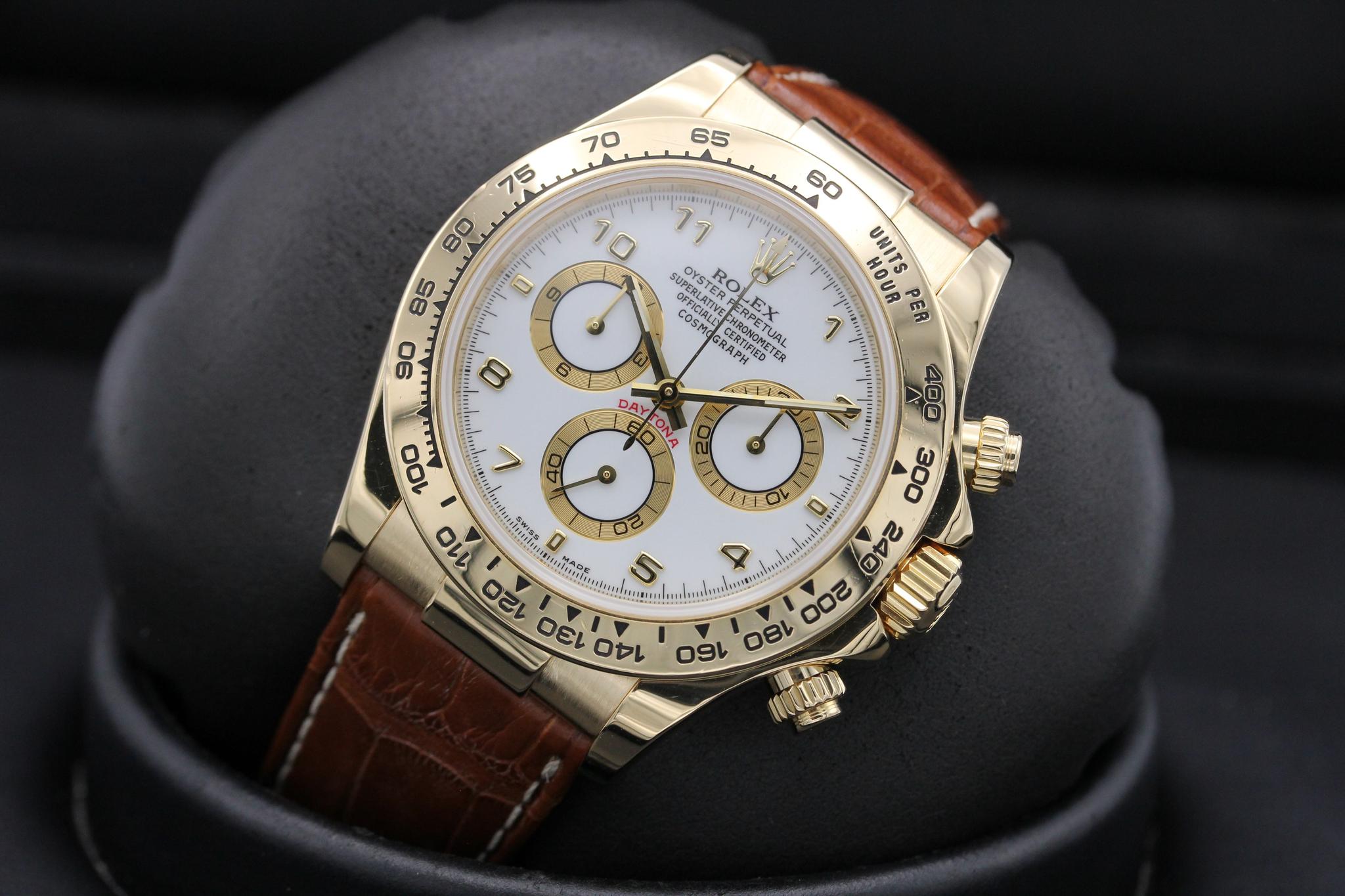 Watch Image 11