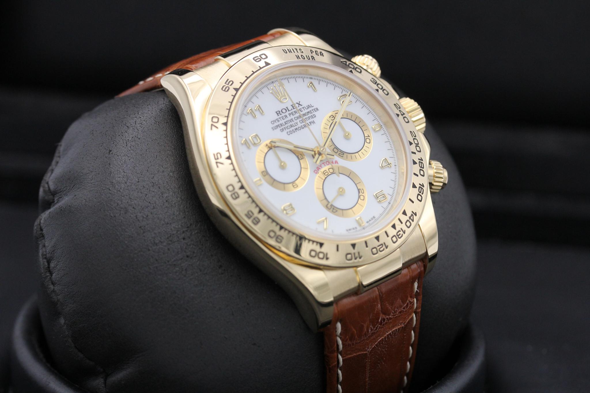 Watch Image 10