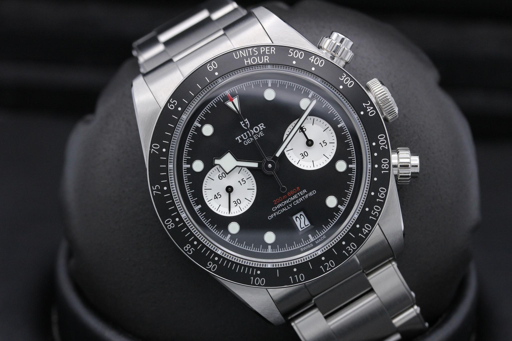 Watch Image 9