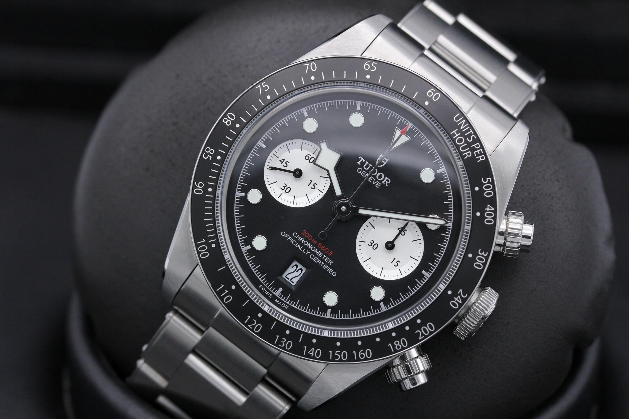 Watch Image 10