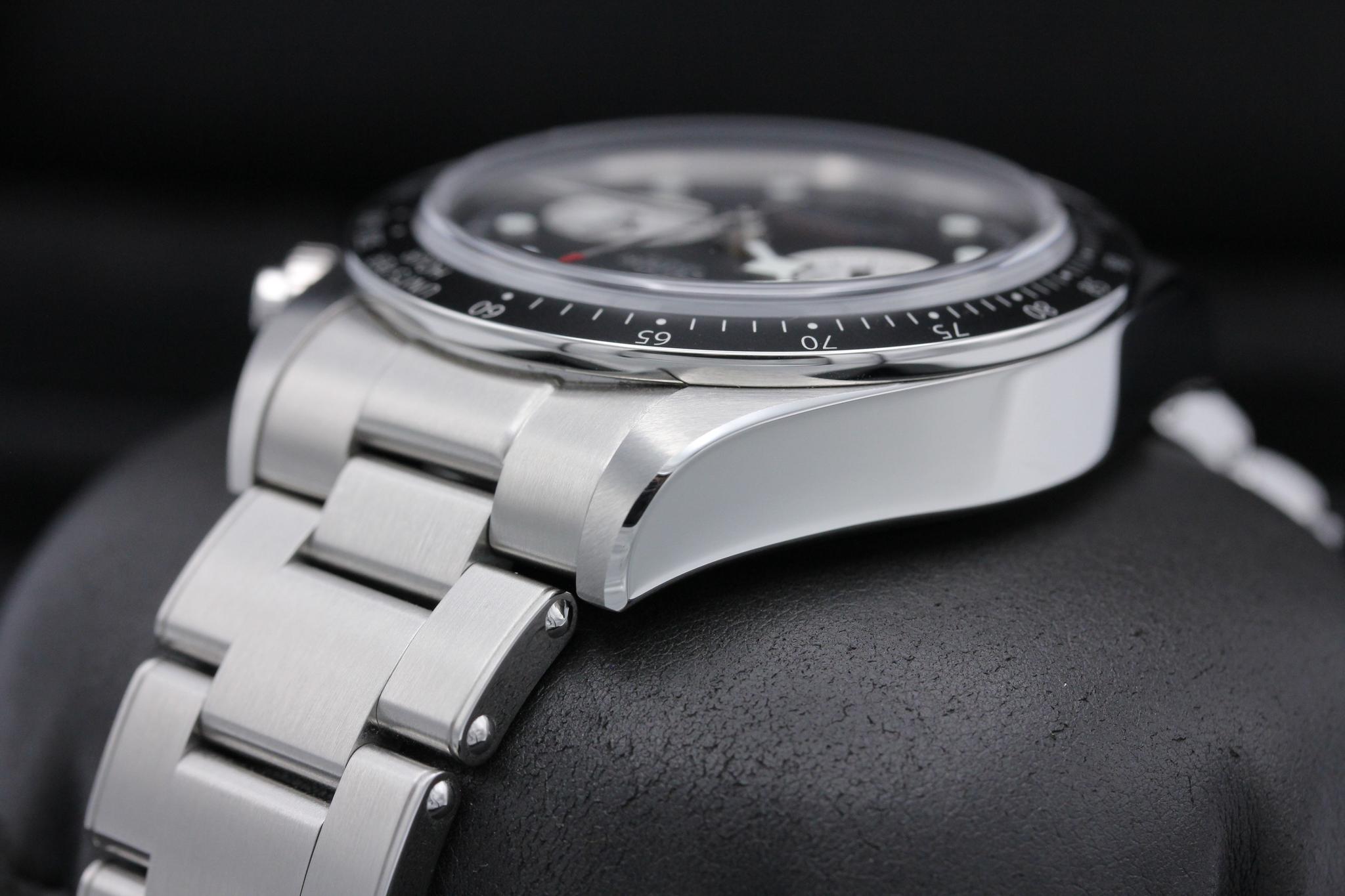 Watch Image 5