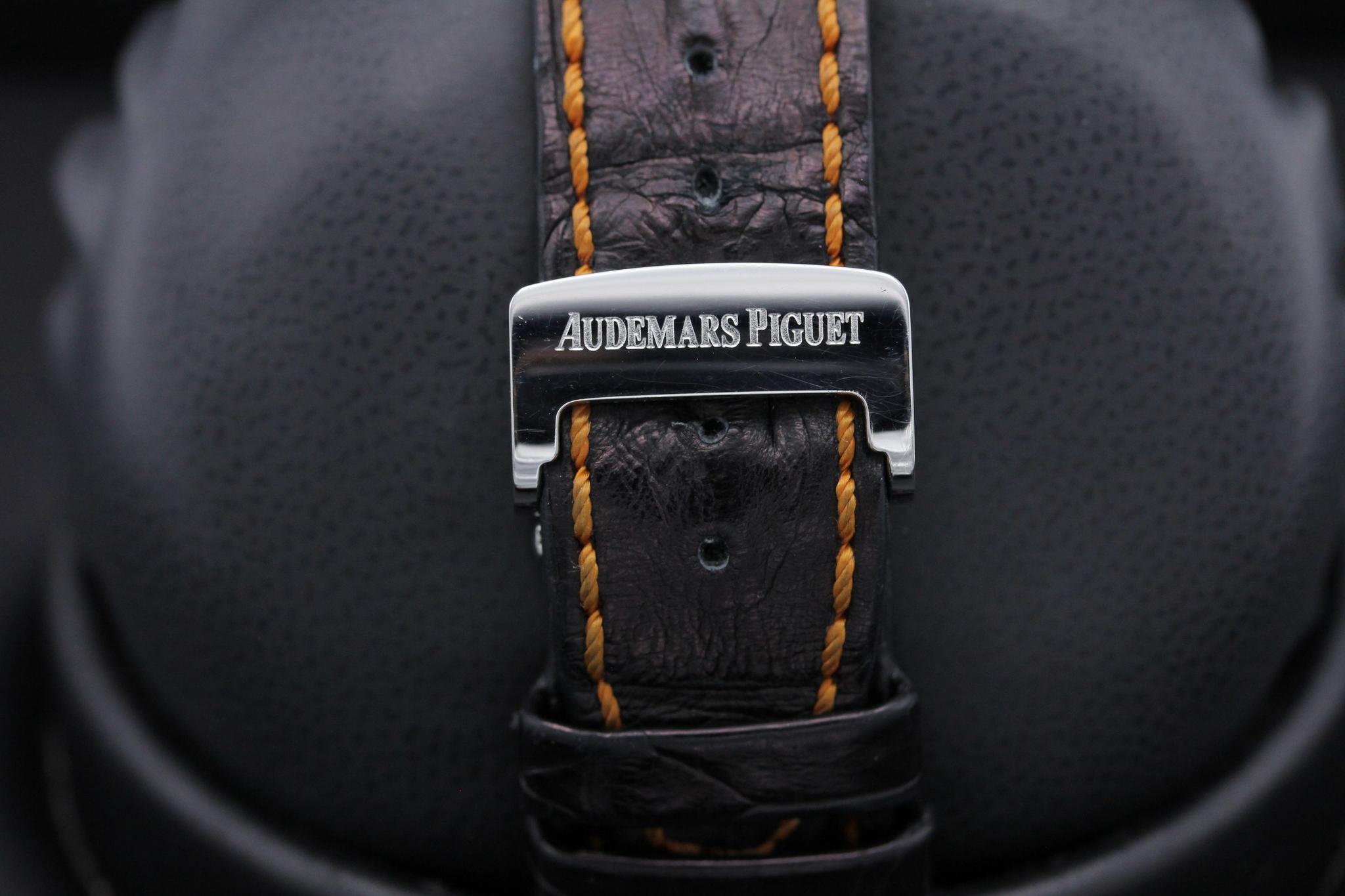 Watch Image 8