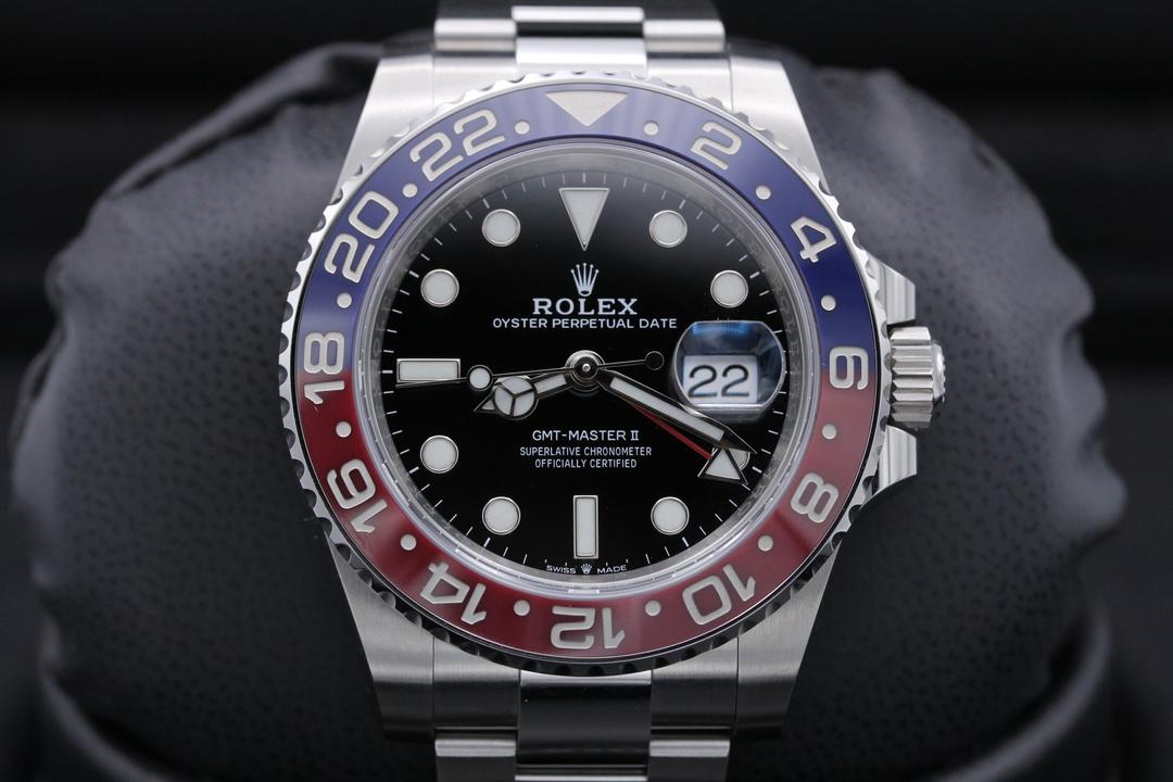 Rolex Gmt Master II "Pepsi" 126710BLRO