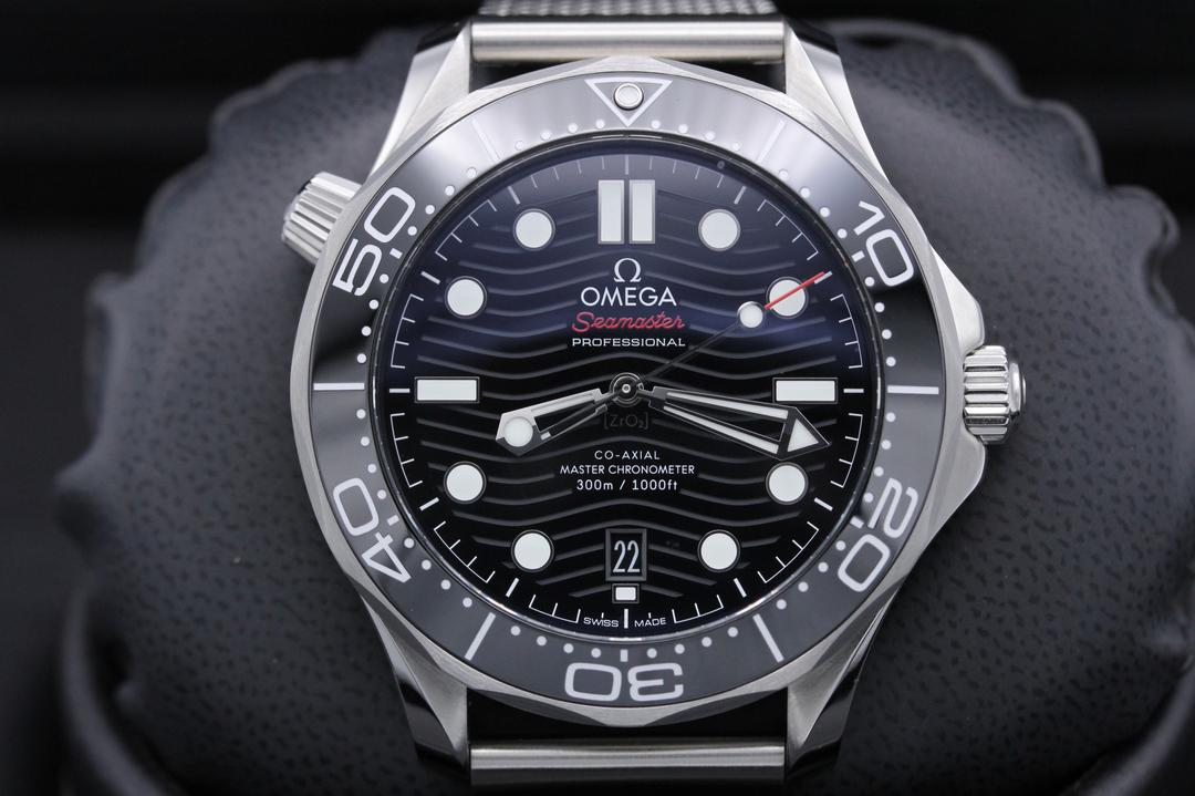 Omega Seamaster Professional 300M 210.32.42.20.01.001