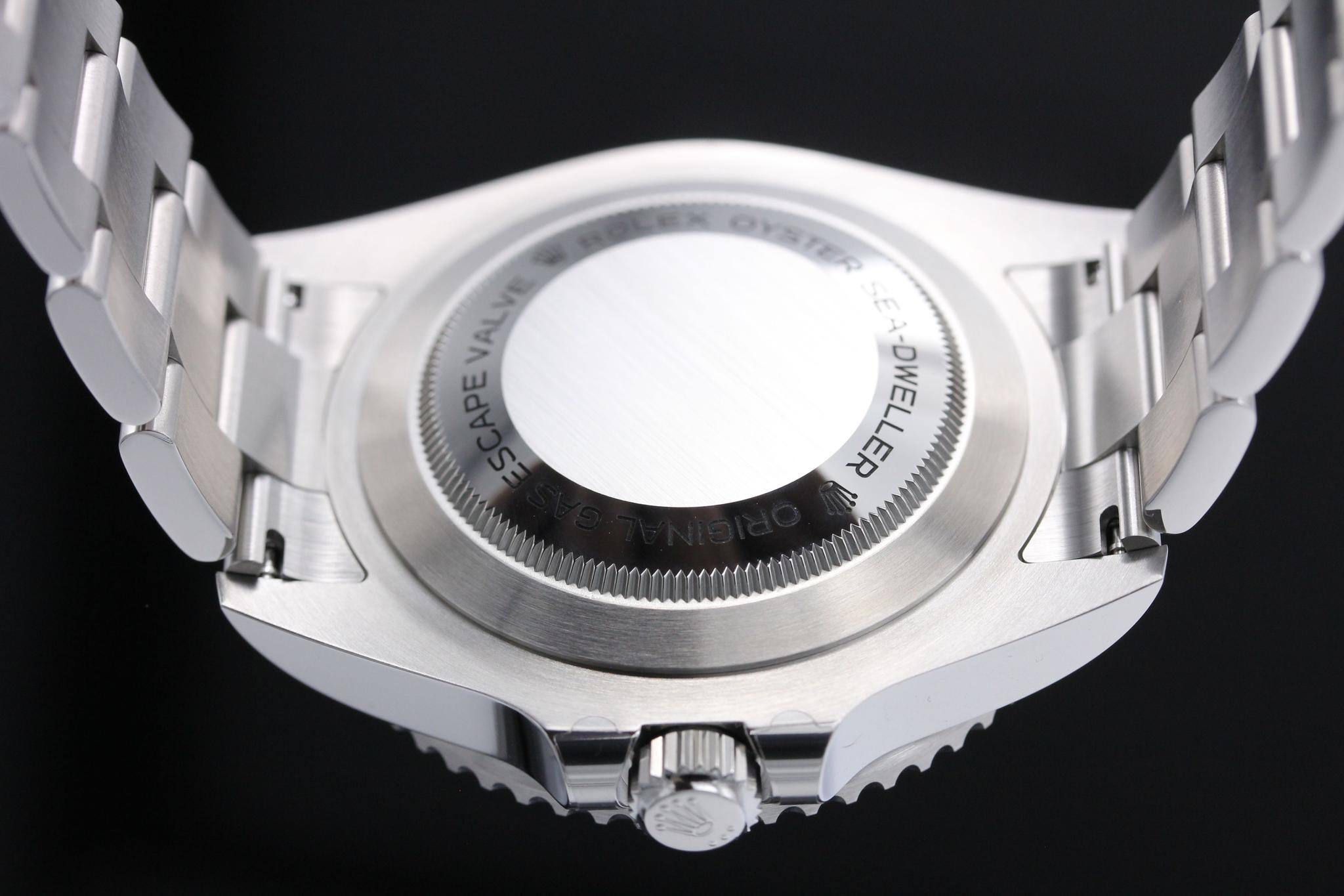 Watch Image 7