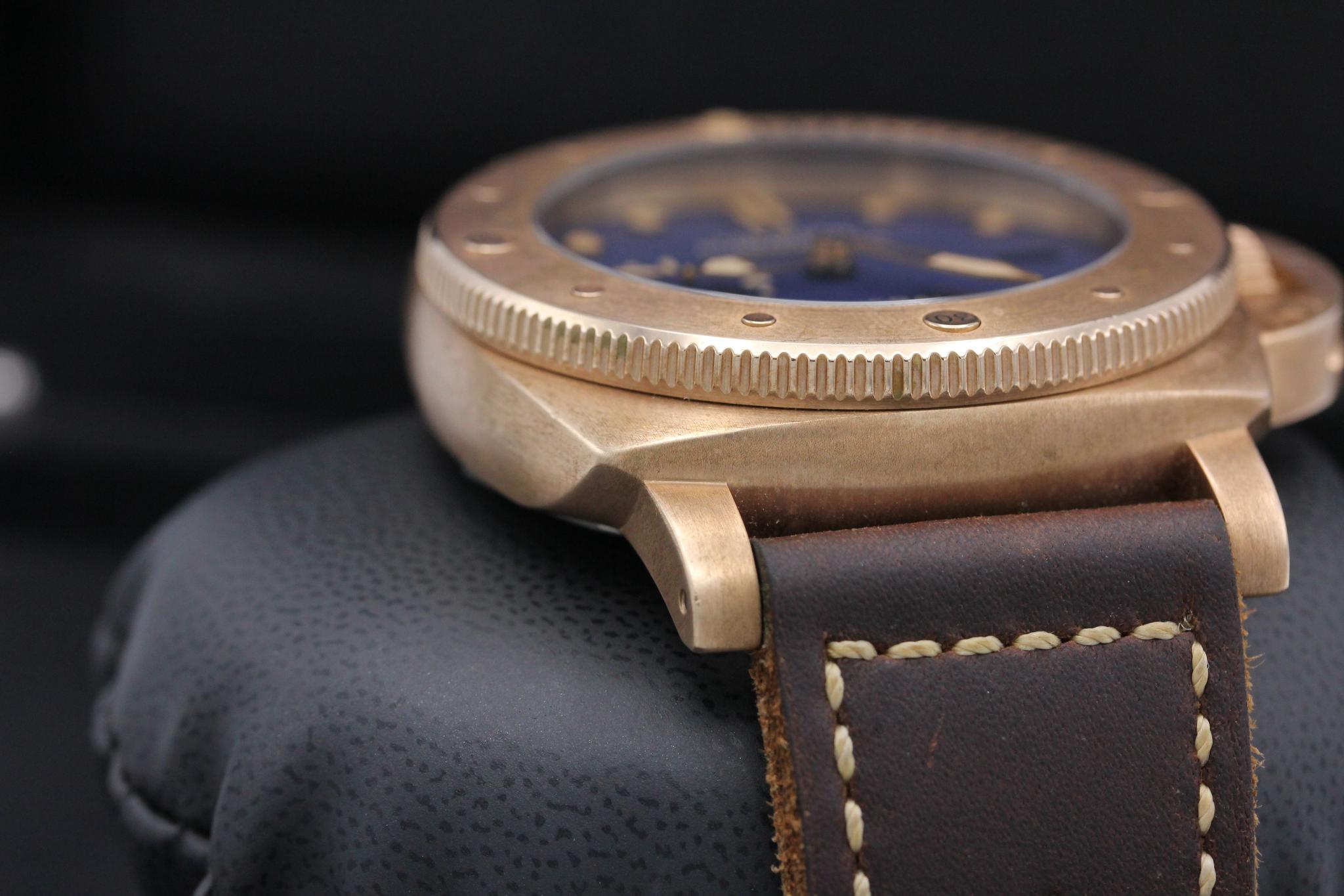 Watch Image 6
