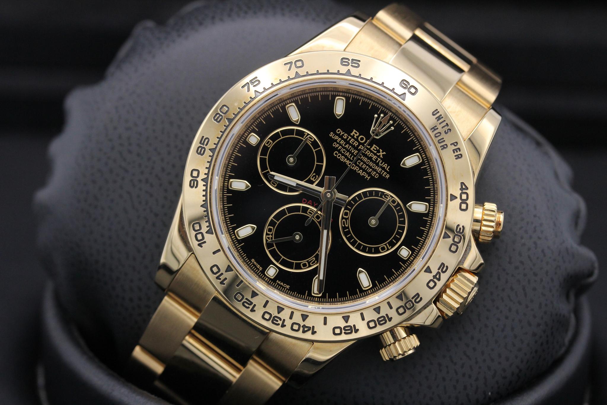 Watch Image 10