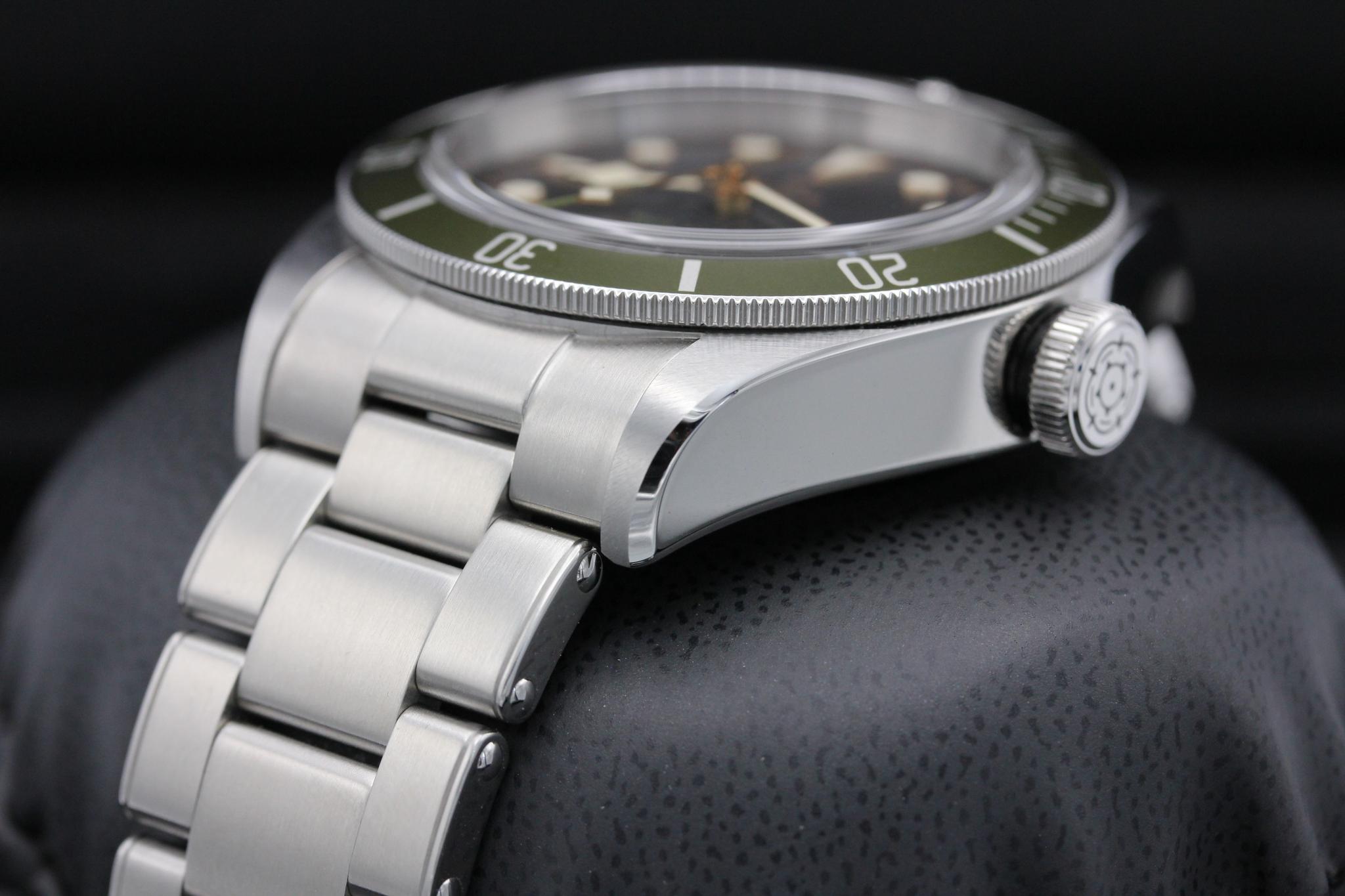 Watch Image 2