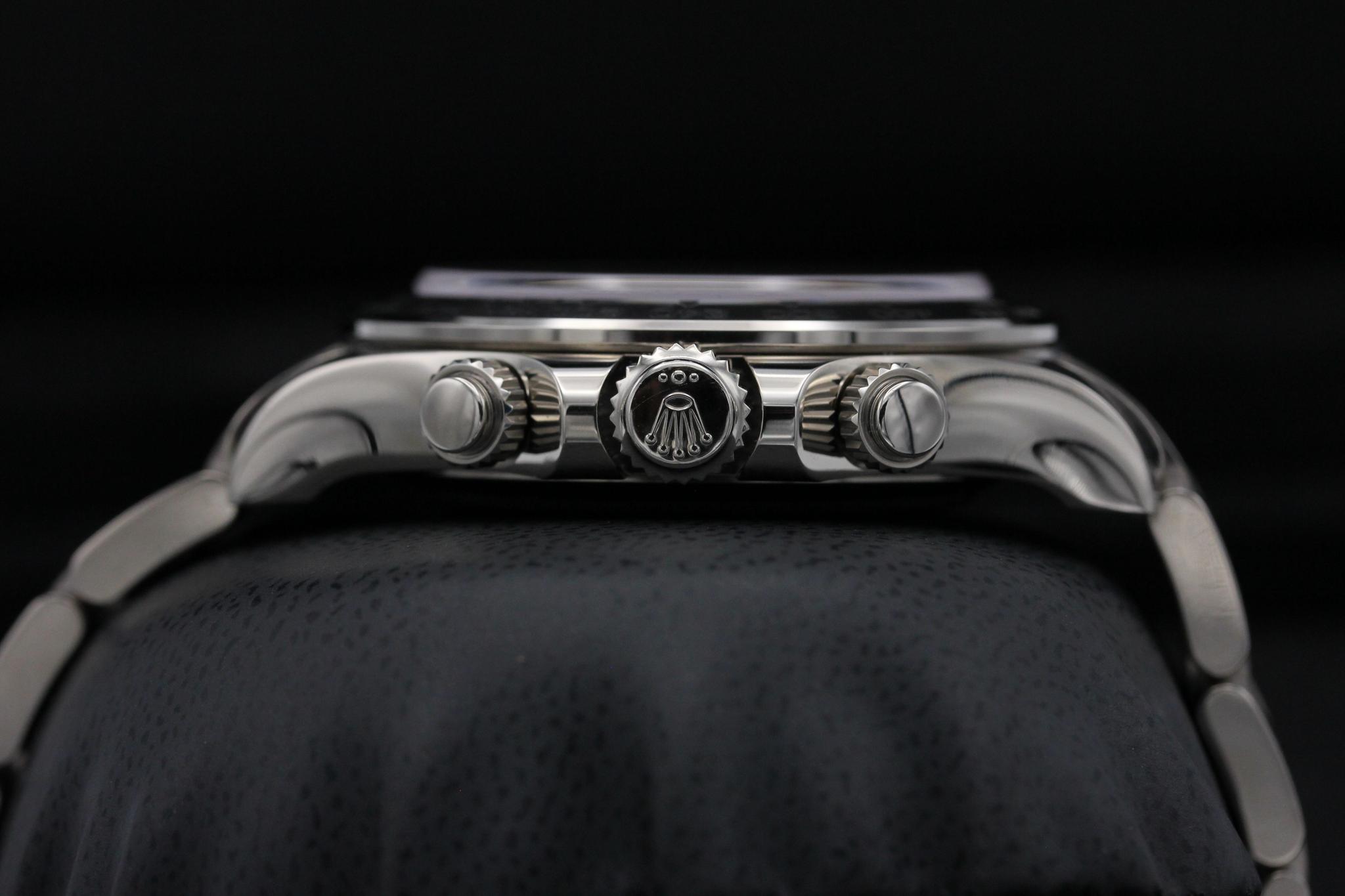 Watch Image 3