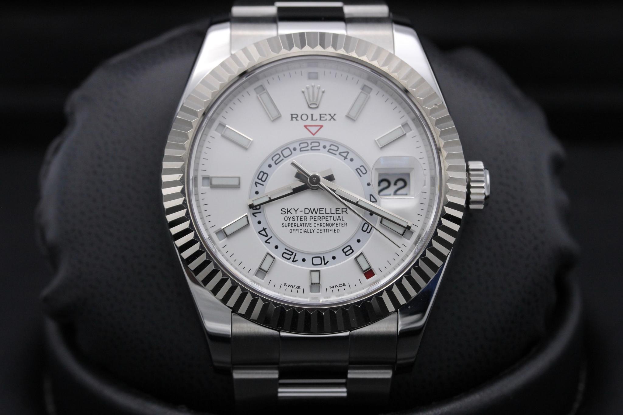 Watch Image 1