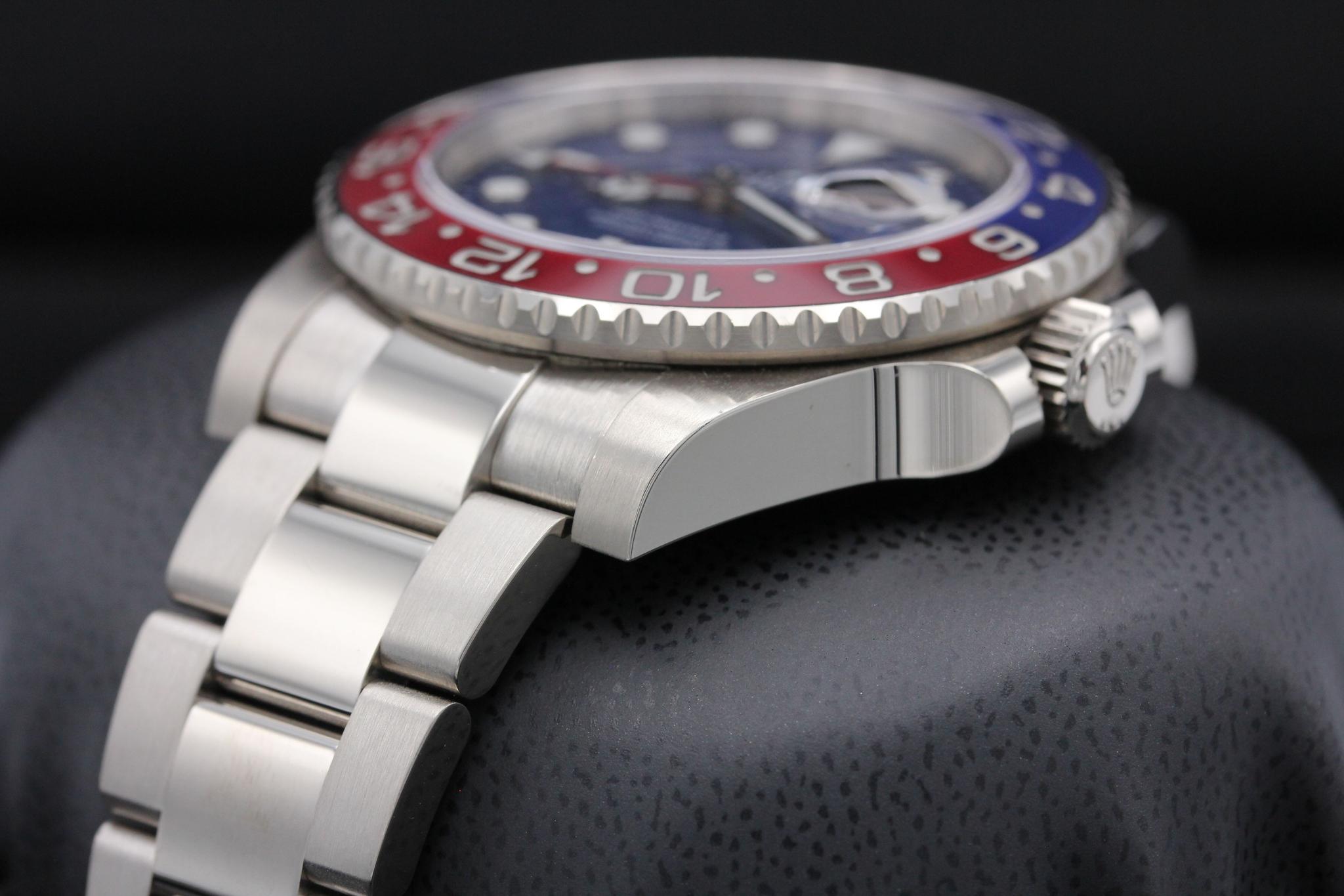 Watch Image 2