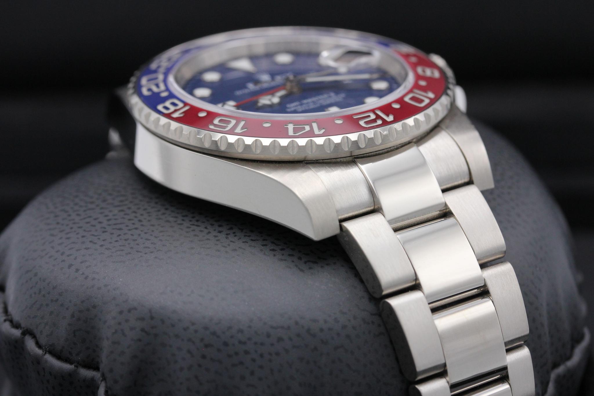 Watch Image 6
