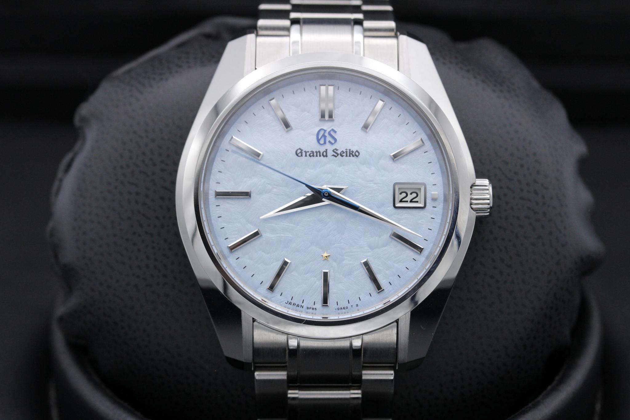 Watch Image 1