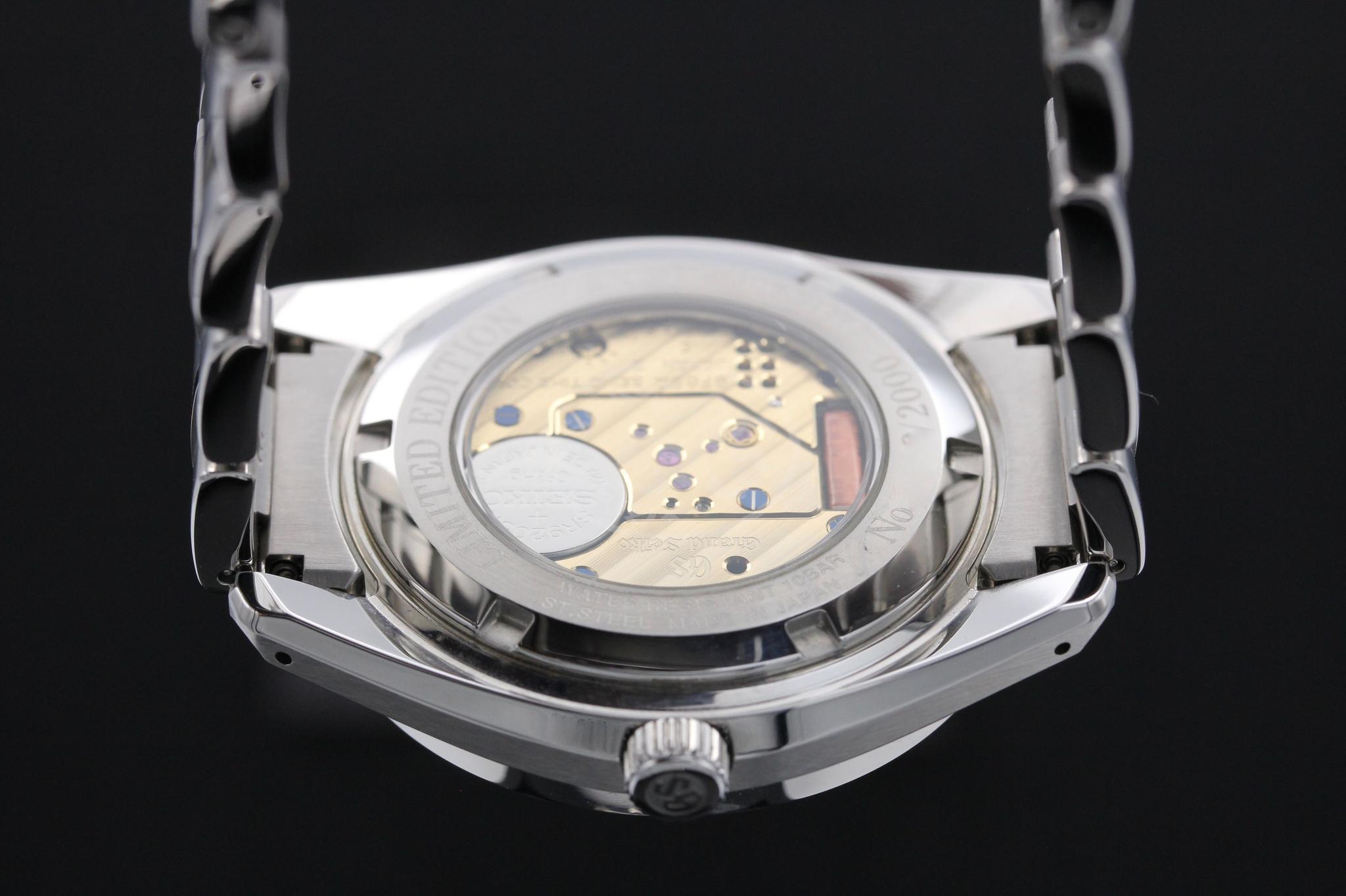 Watch Image 7