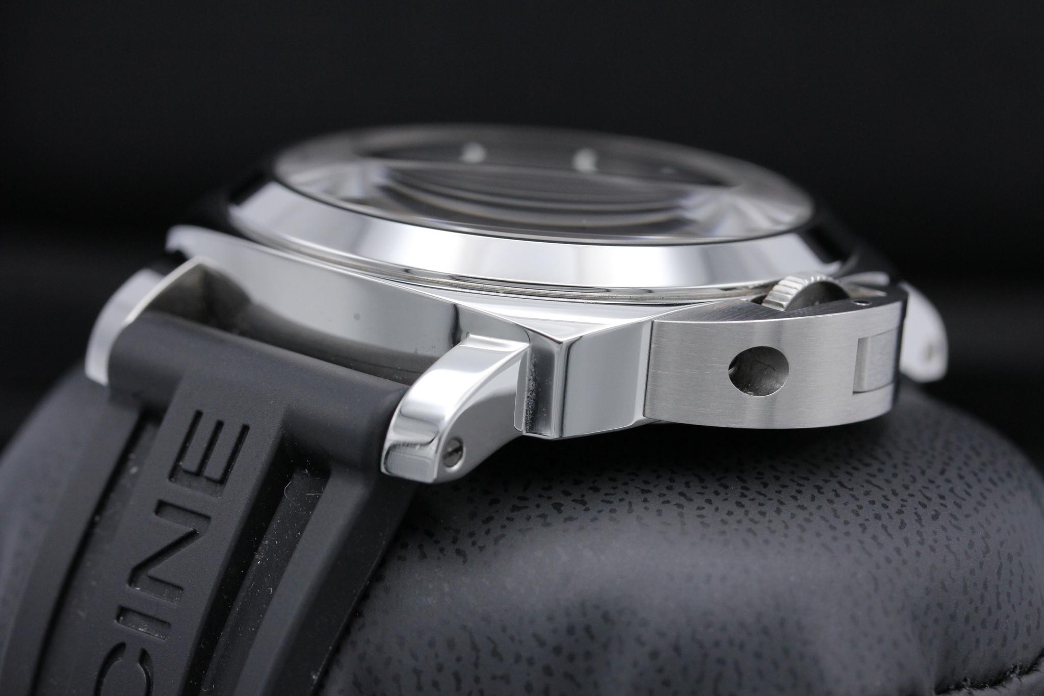 Watch Image 2