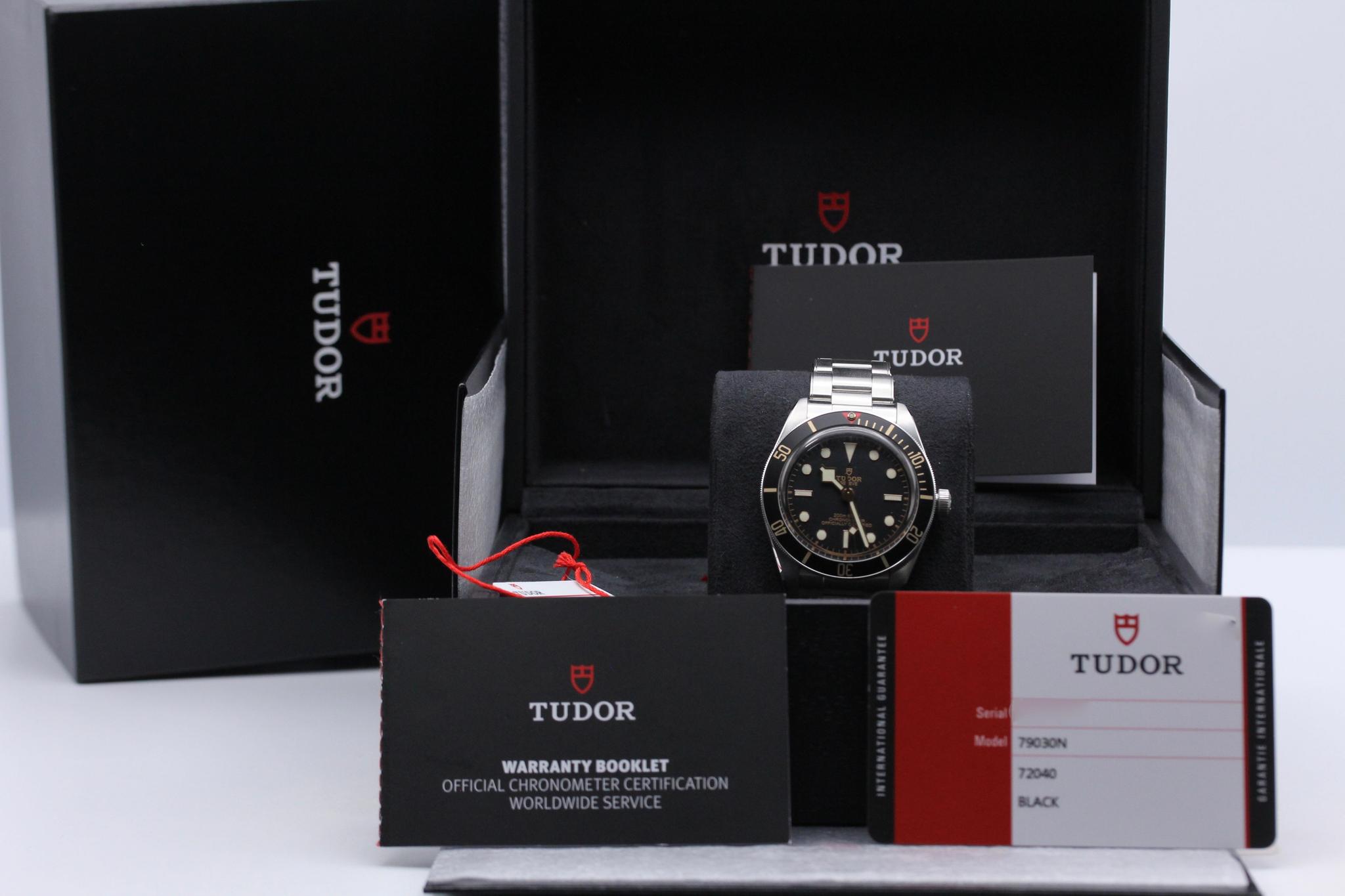 Watch Image 11