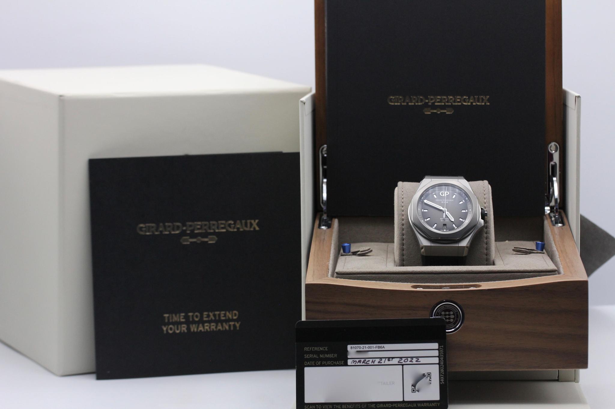 Watch Image 11