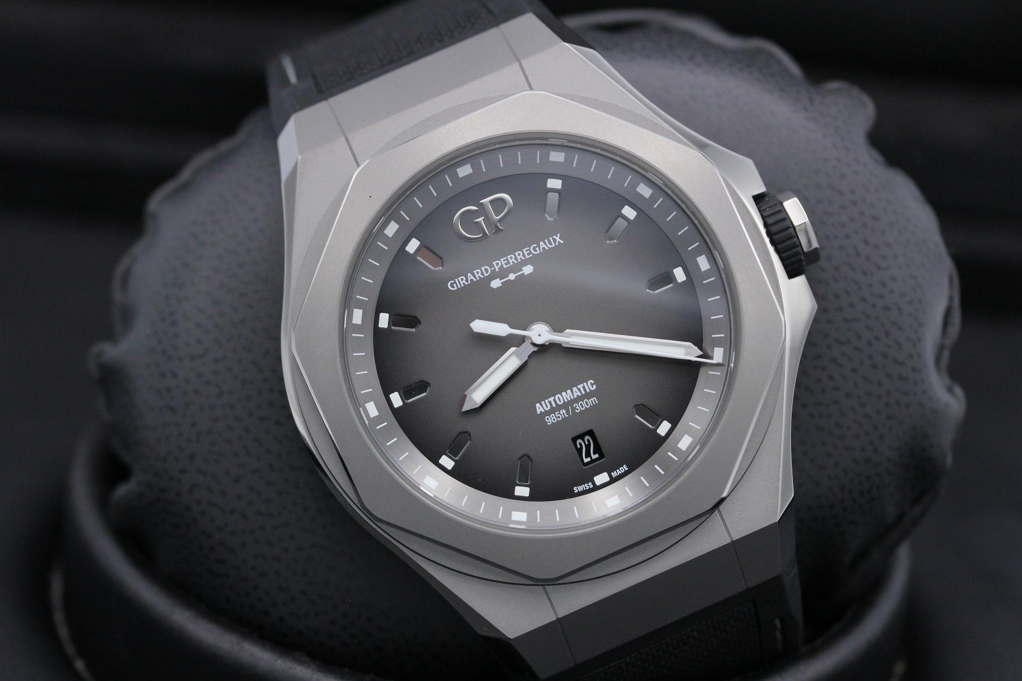 Watch Image 9