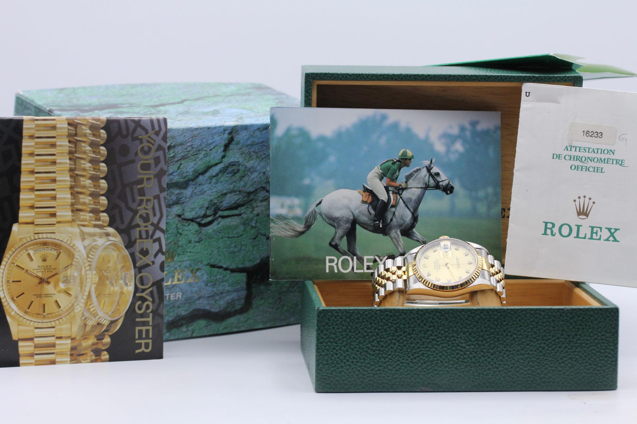 Watch Image 12