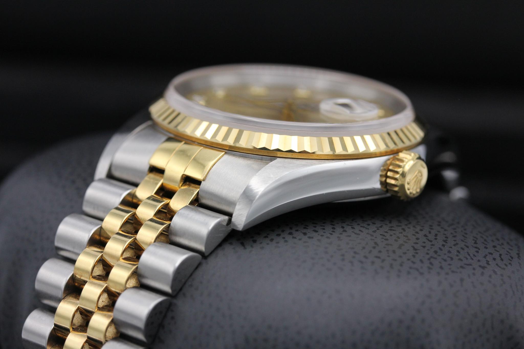 Watch Image 2