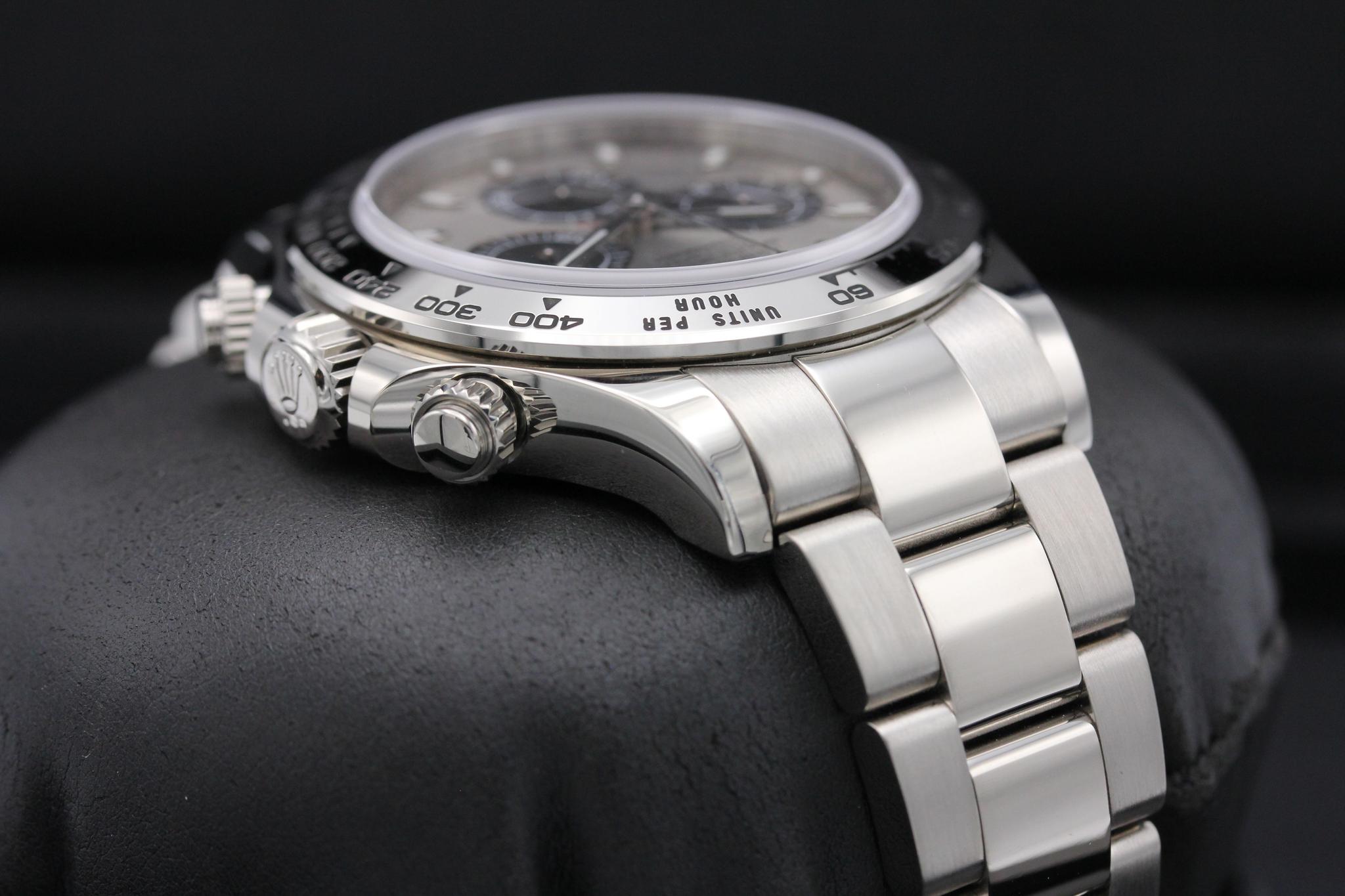 Watch Image 4