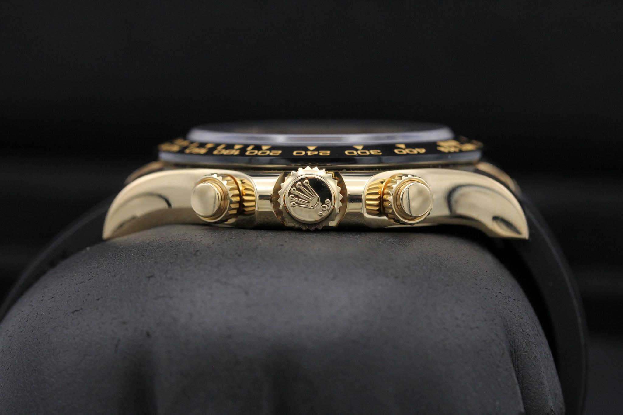 Watch Image 3