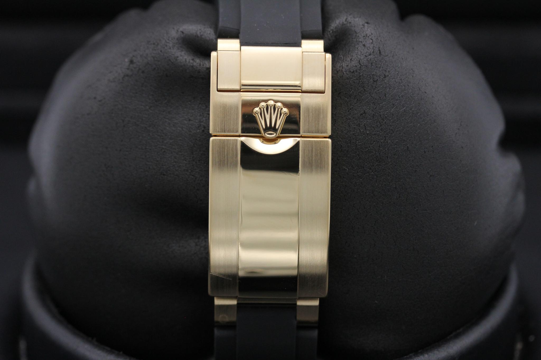 Watch Image 8