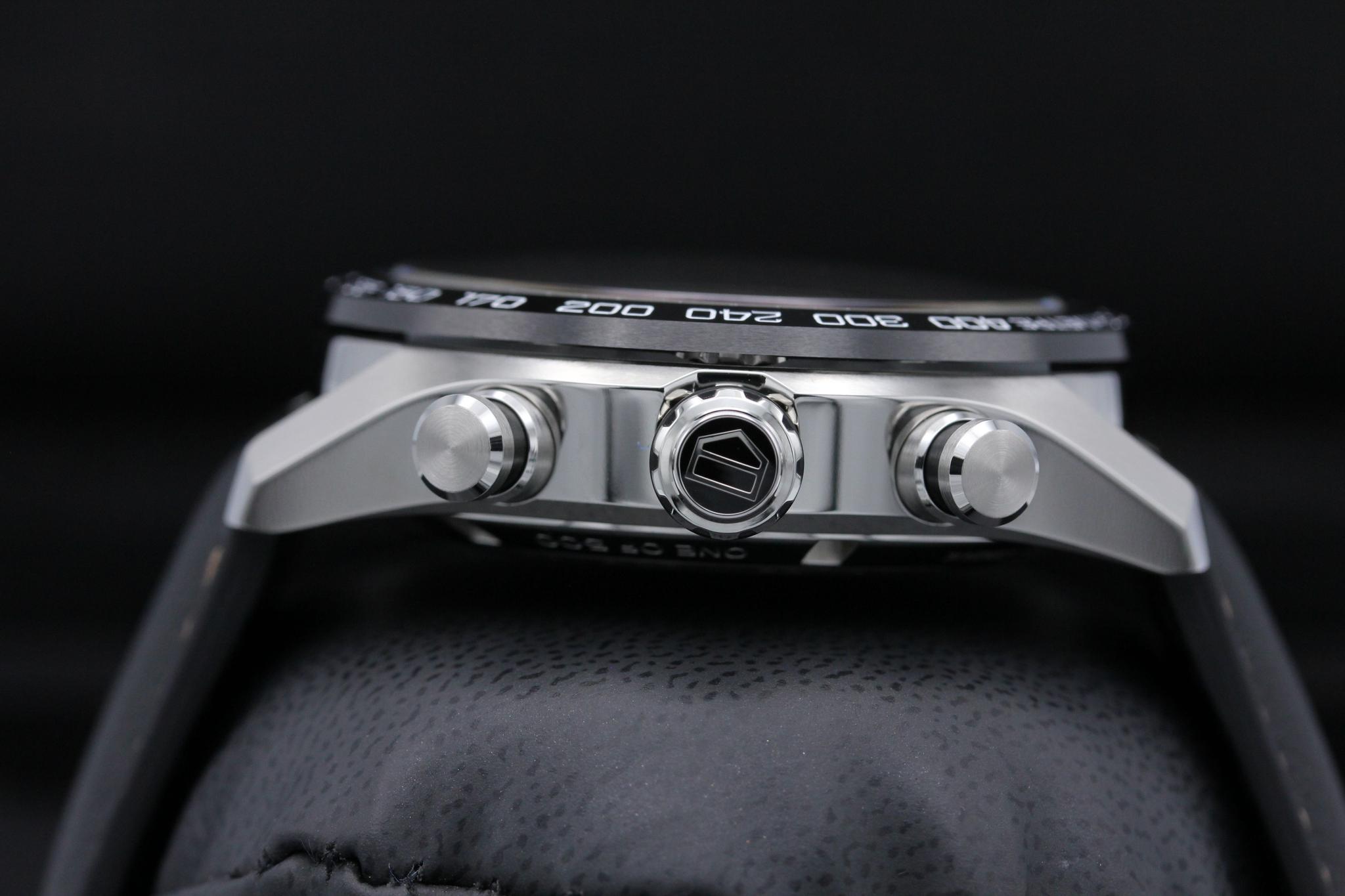Watch Image 3