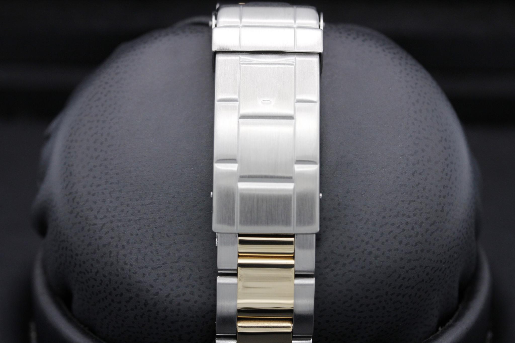 Watch Image 8