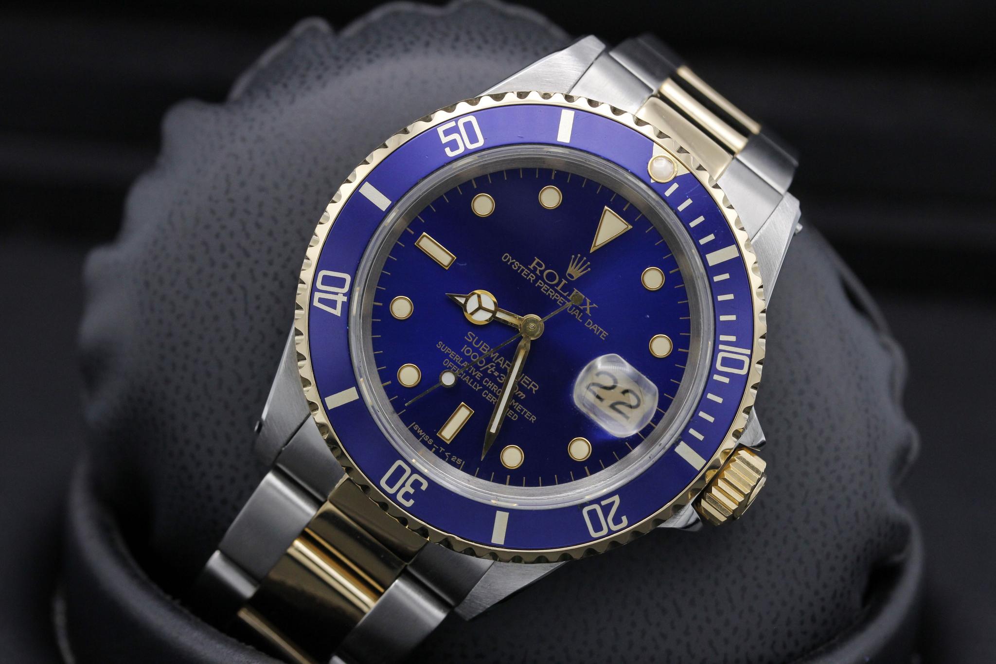 Watch Image 10