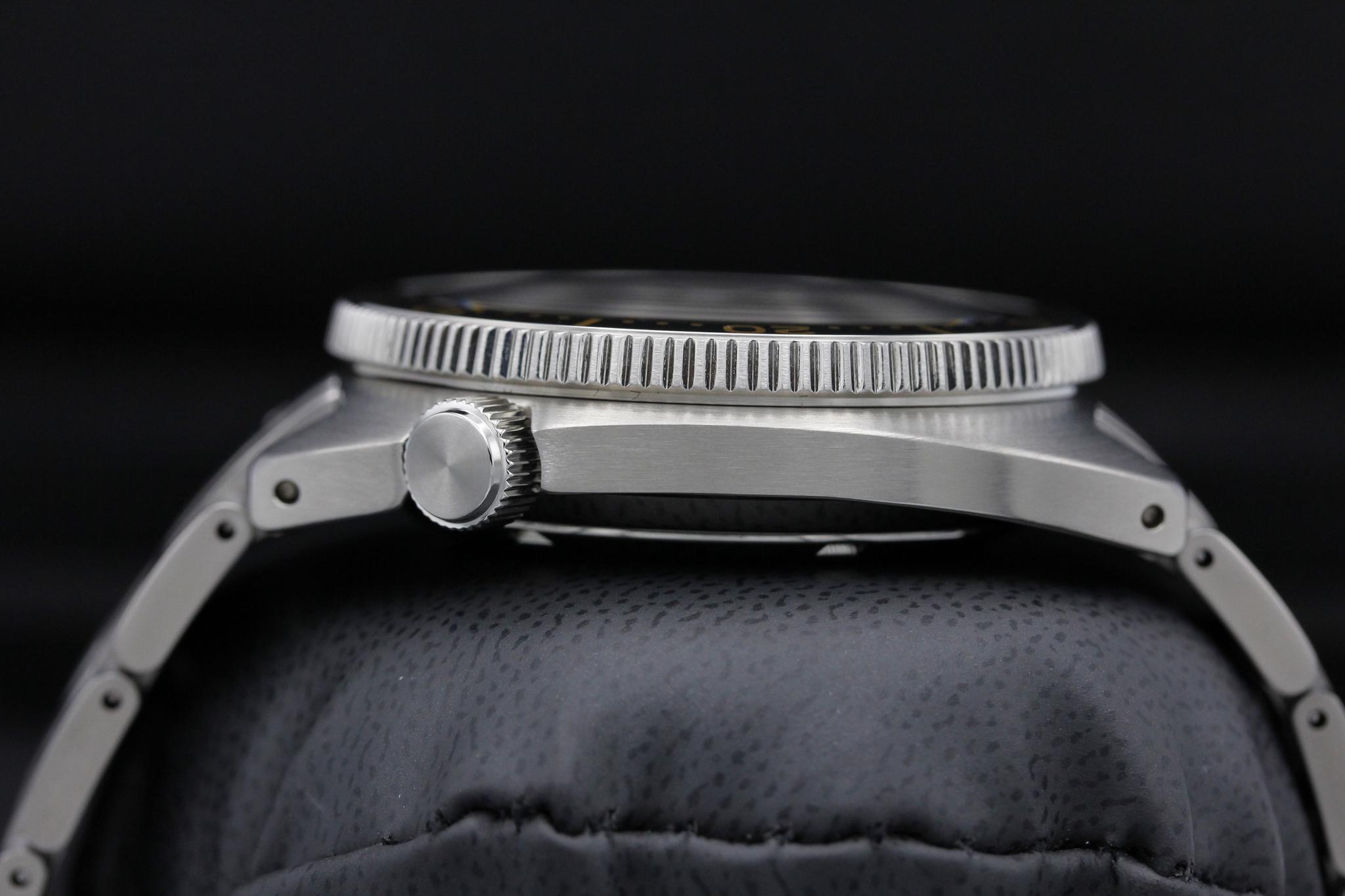 Watch Image 3