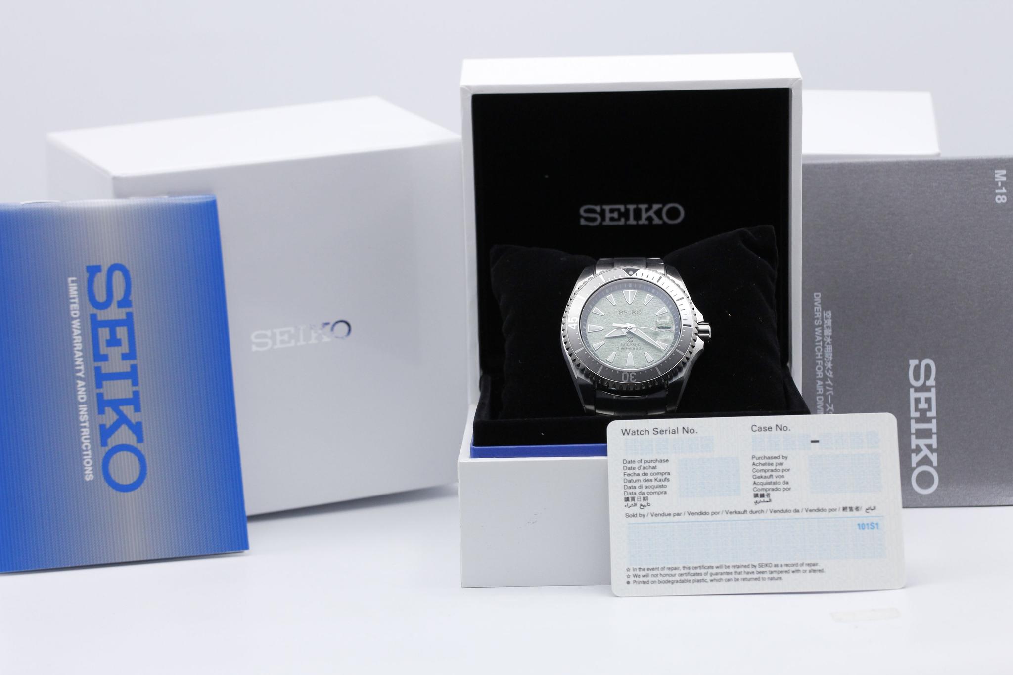 Watch Image 11
