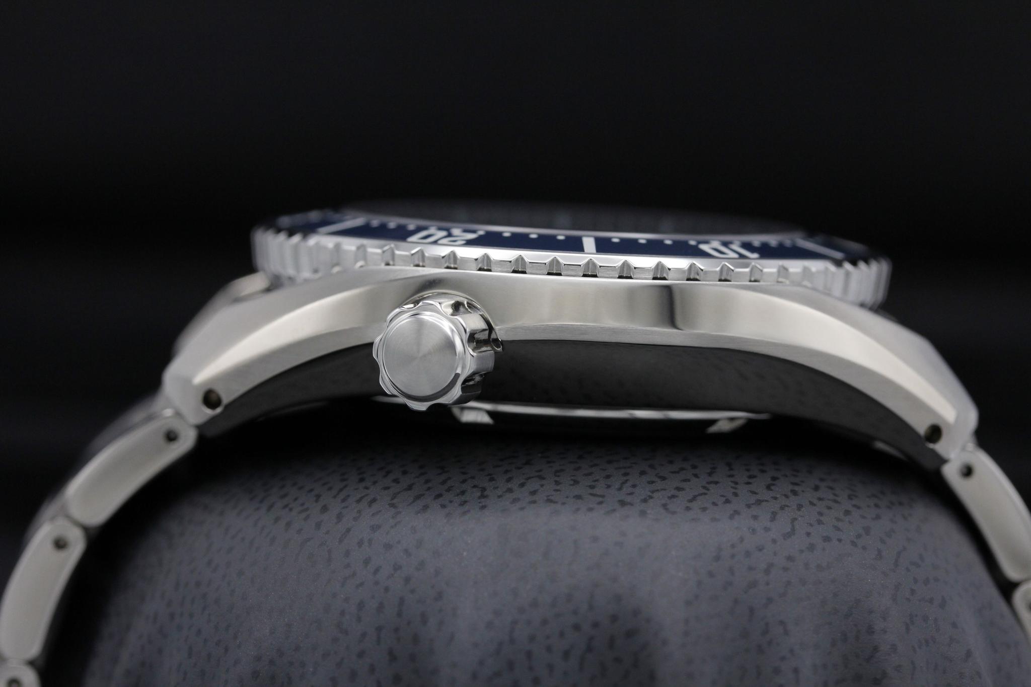 Watch Image 3